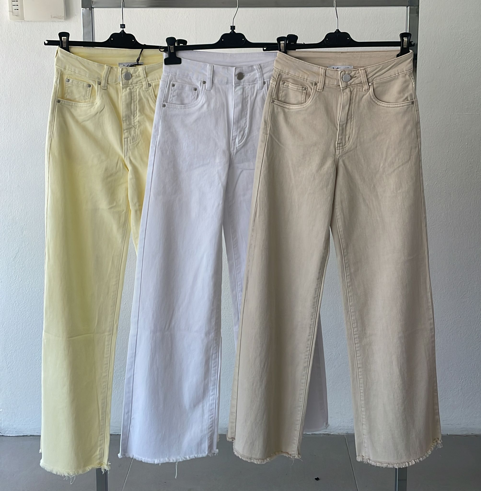 Фото Joie Clair (J-Clair)