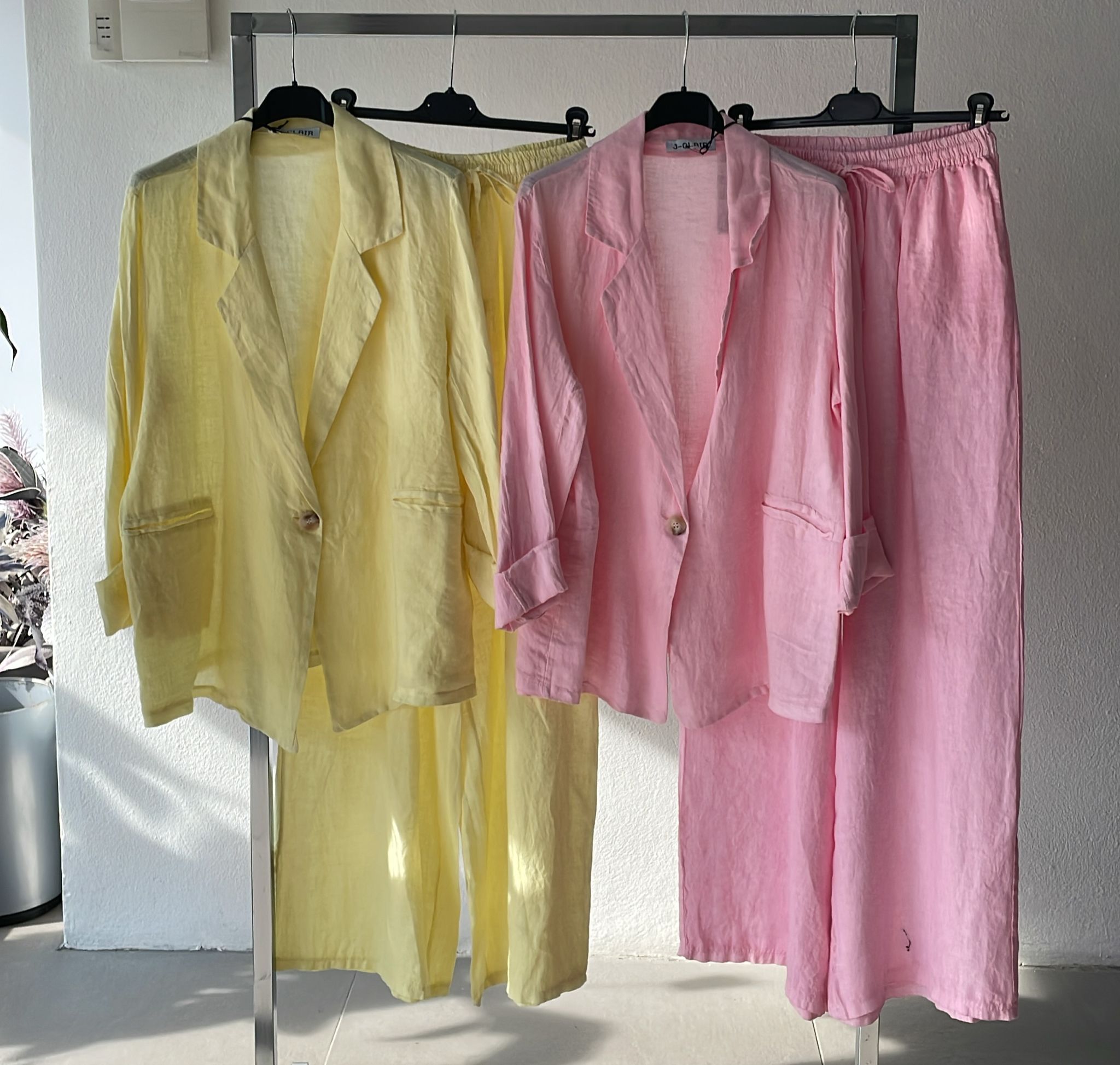 Фото Joie Clair (J-Clair)