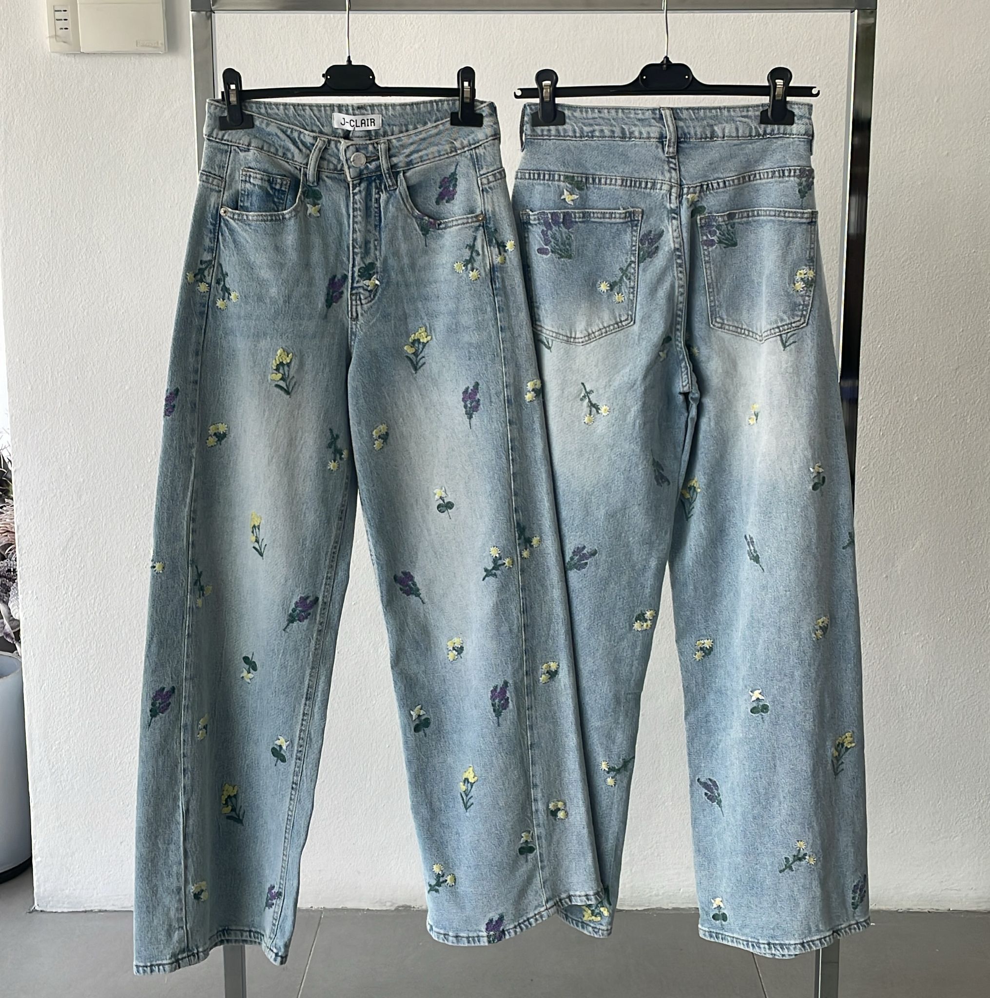 Фото Joie Clair (J-Clair)