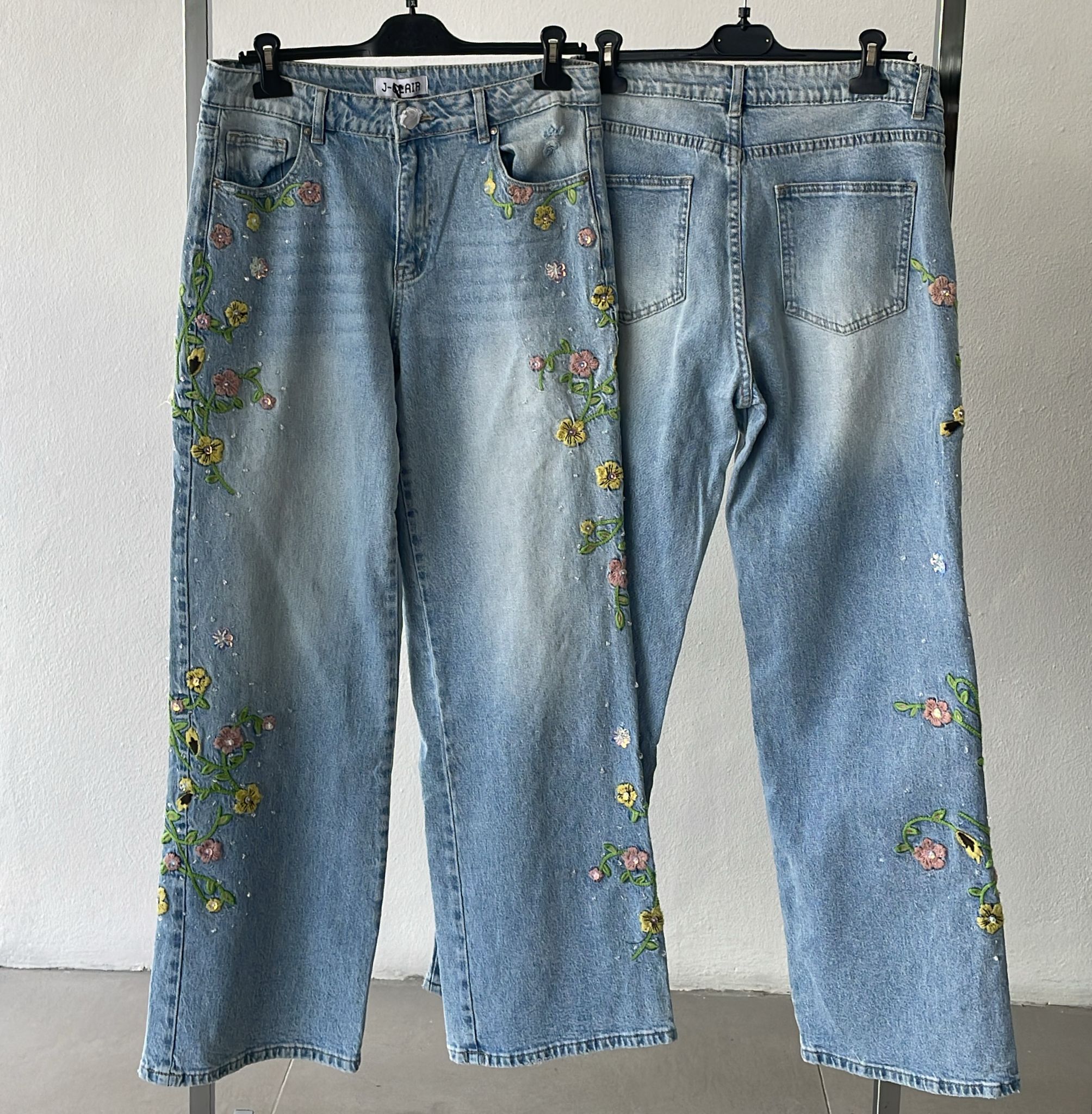 Фото Joie Clair (J-Clair)