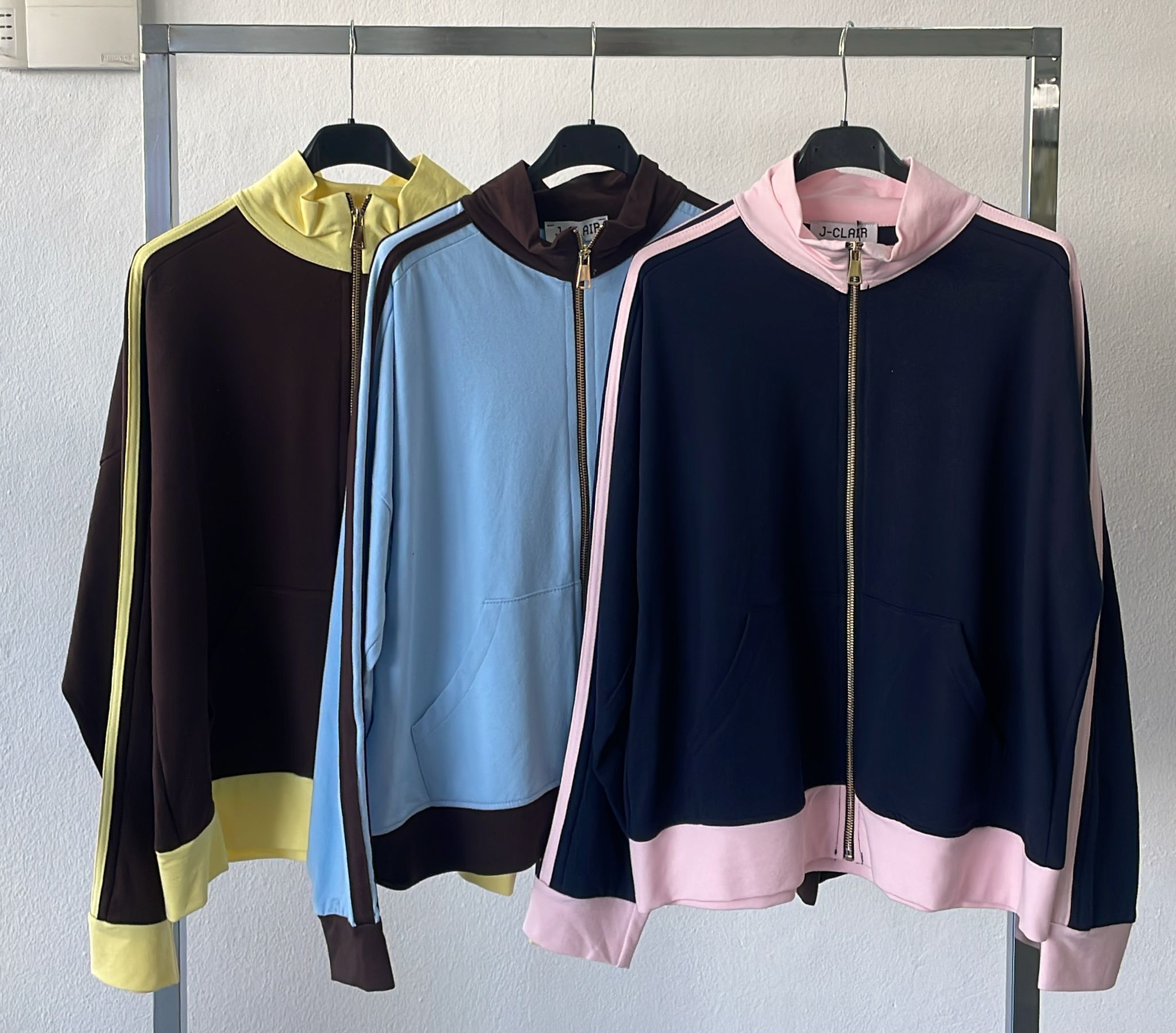Фото Joie Clair (J-Clair)