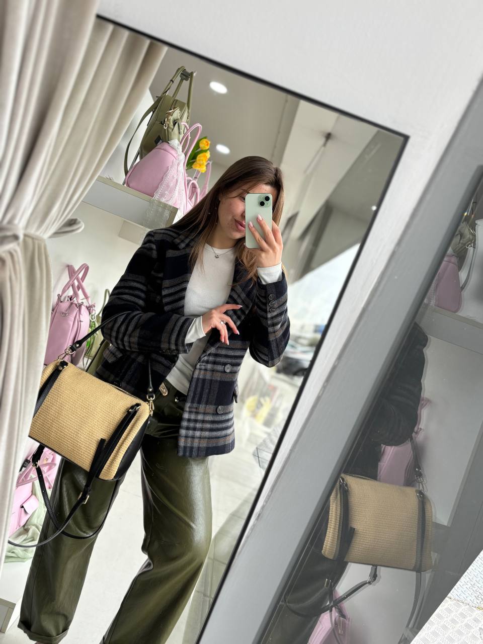 Фото Leather Country