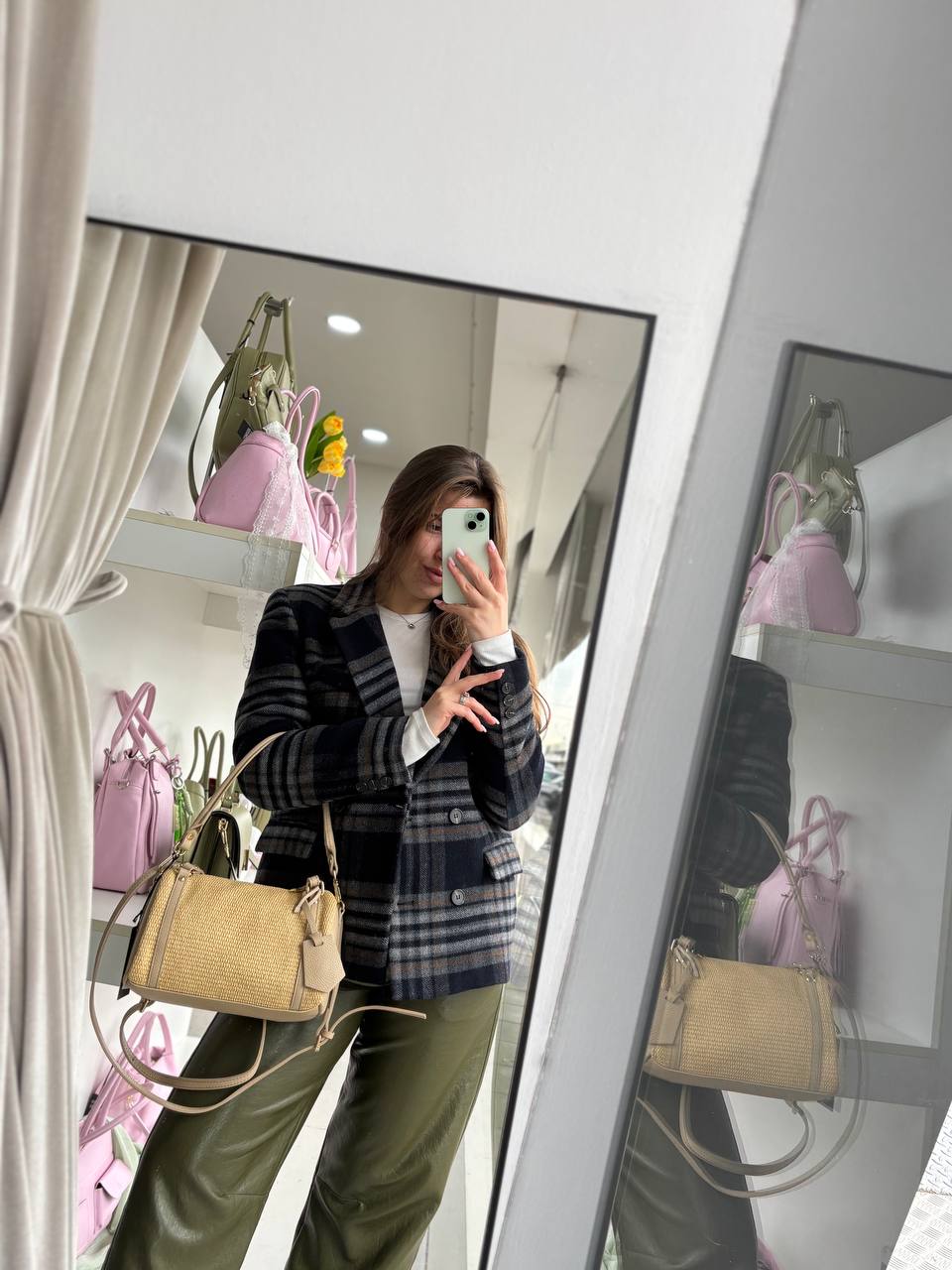 Фото Leather Country