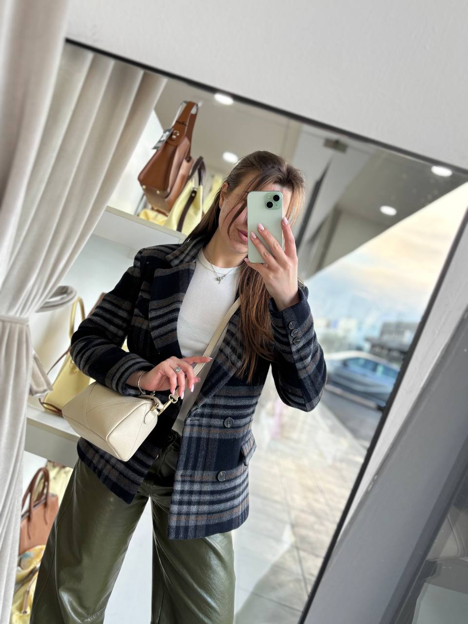 Фото Leather Country