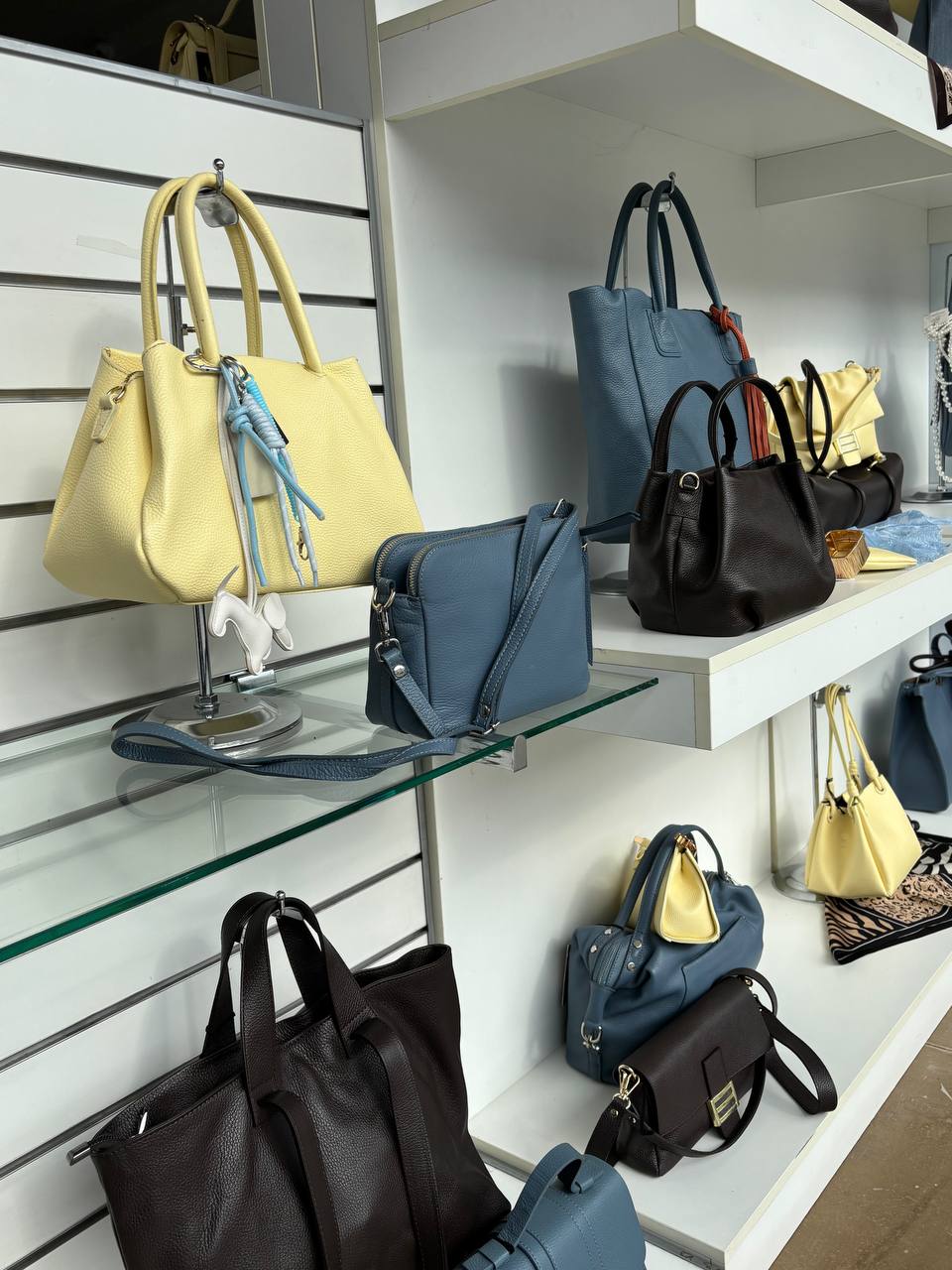 Фото Leather Country