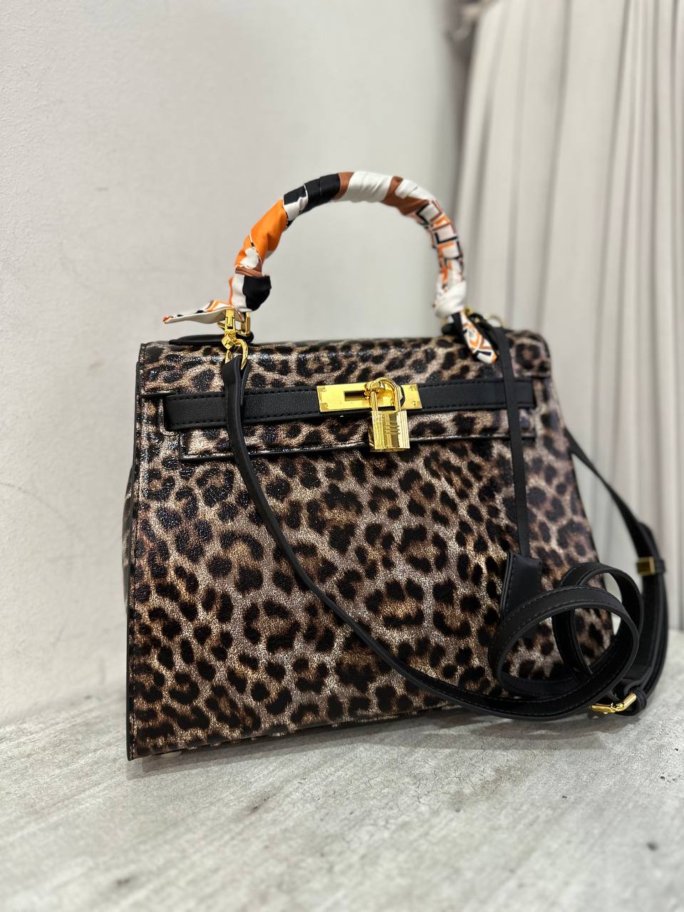 Фото Leather Country