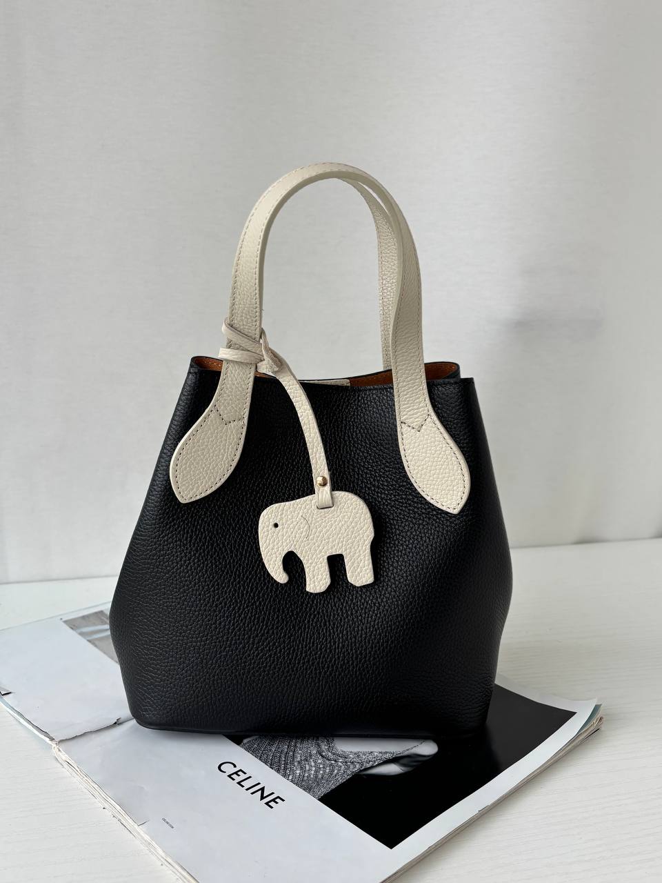 Фото Leather Country