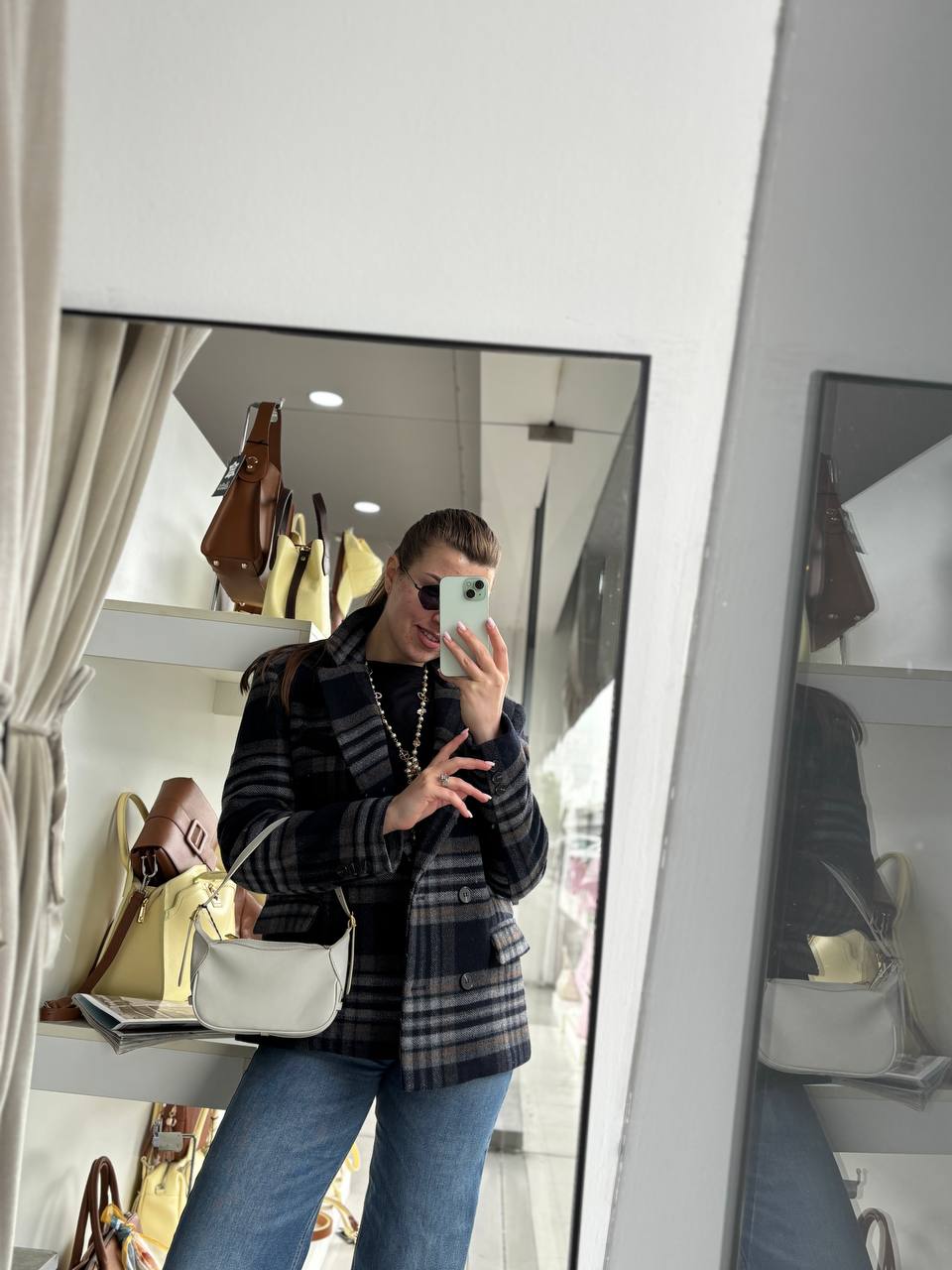 Фото Leather Country