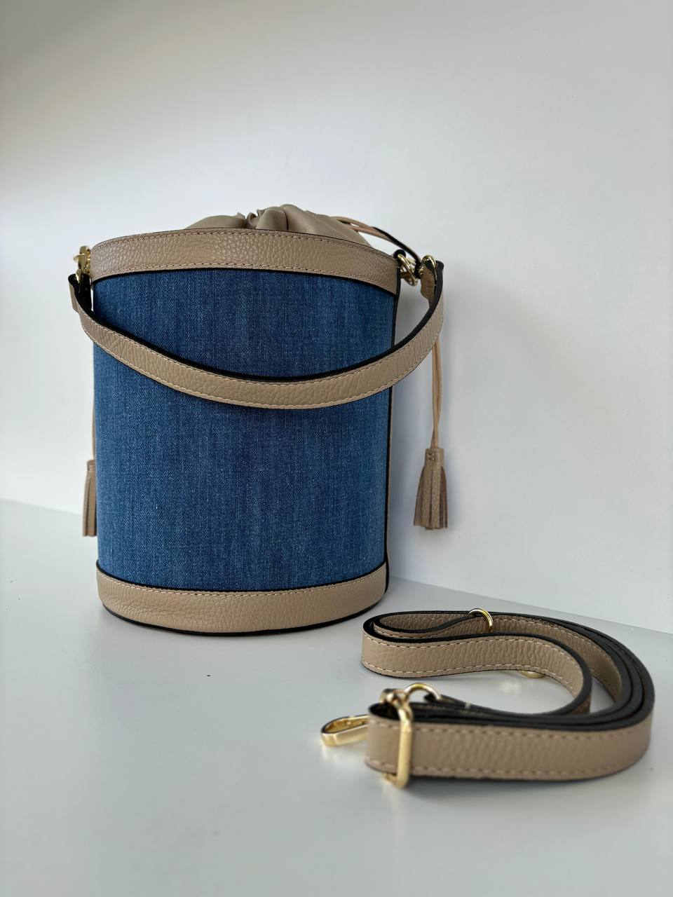 Фото Leather Country