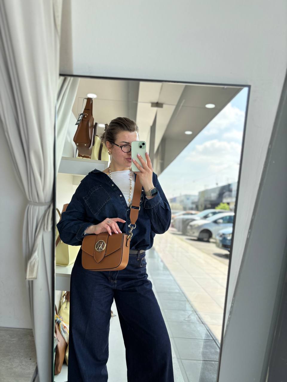 Фото Leather Country