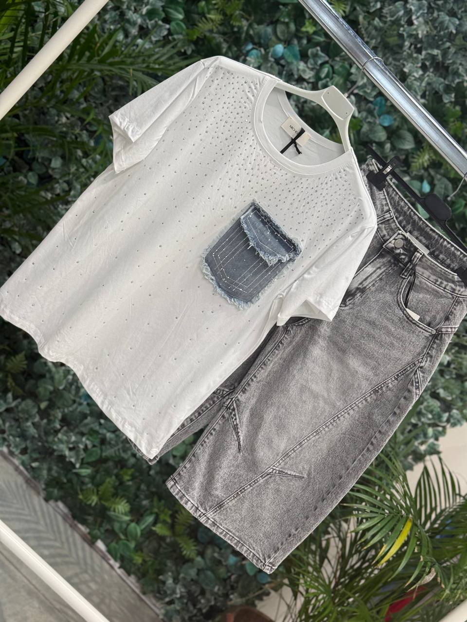 Amelie Follies (Michelle)