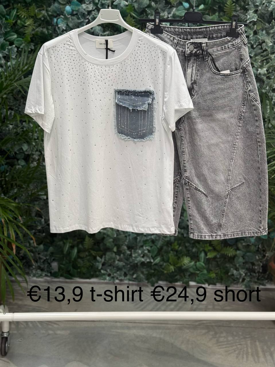 Amelie Follies (Michelle)