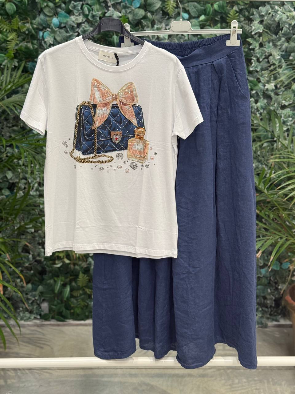 Amelie Follies (Michelle)