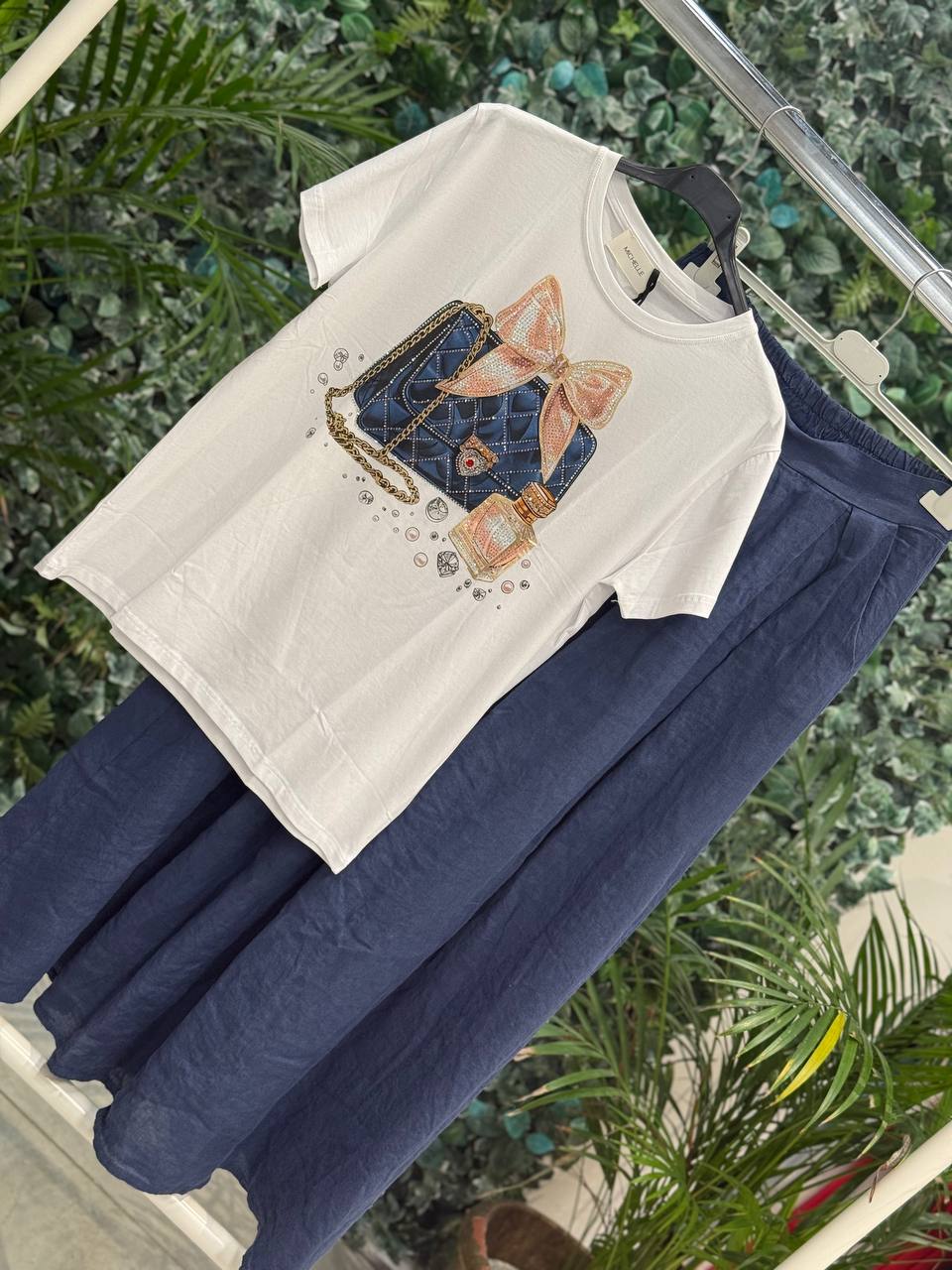 Amelie Follies (Michelle)