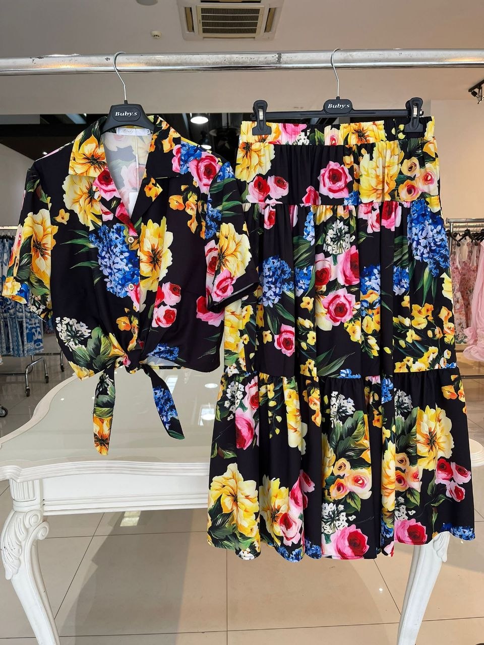 Фото Kitana (Rinascimento, Большие размеры)