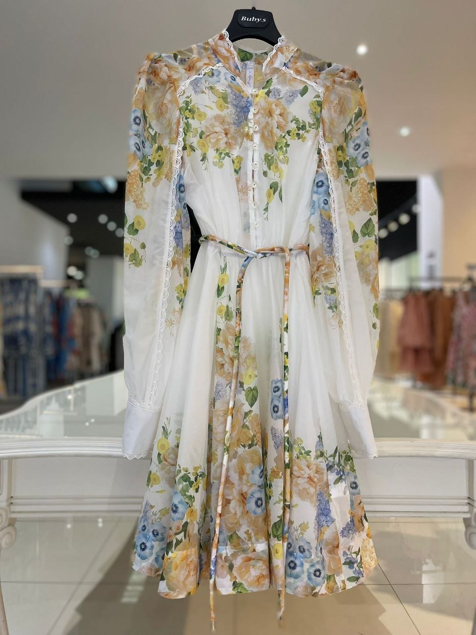 Фото Kitana (Rinascimento, Большие размеры)