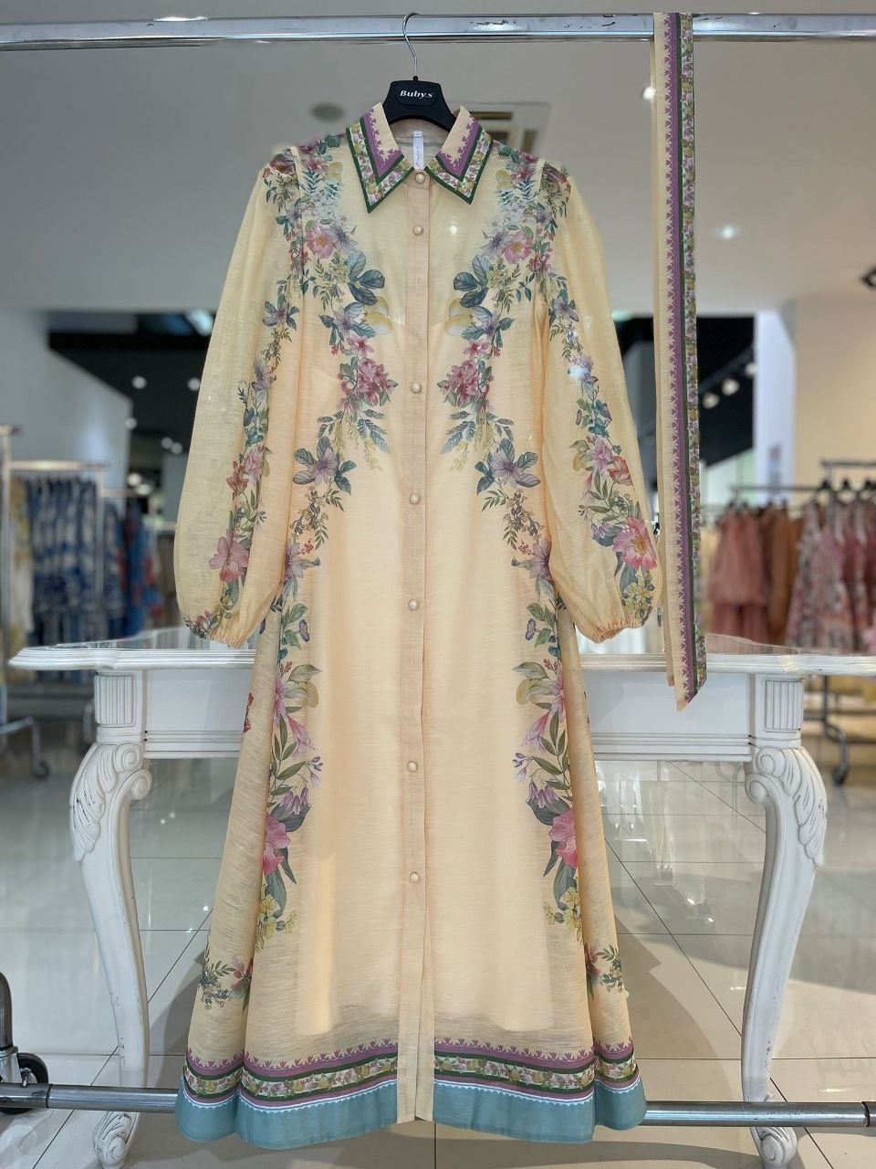 Фото Kitana (Rinascimento, Большие размеры)