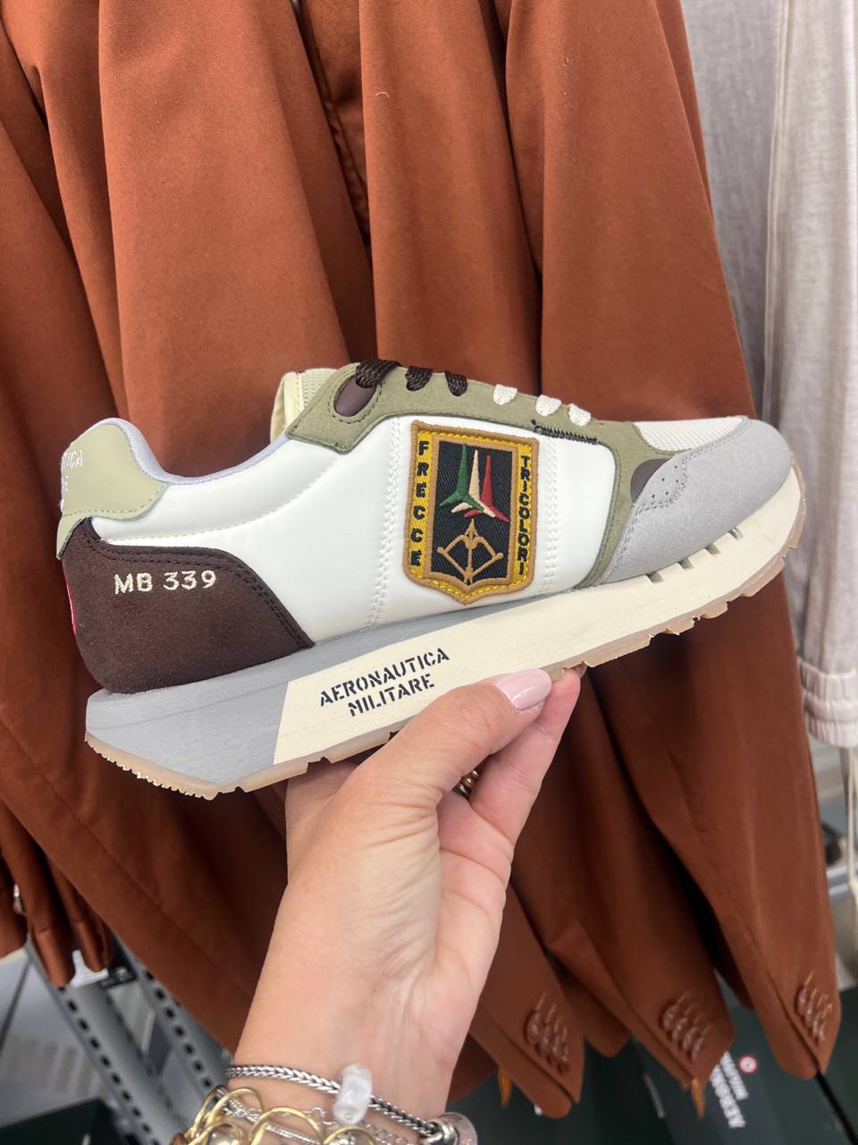 Итальянская одежда, бренд Outlet, арт. 74213781