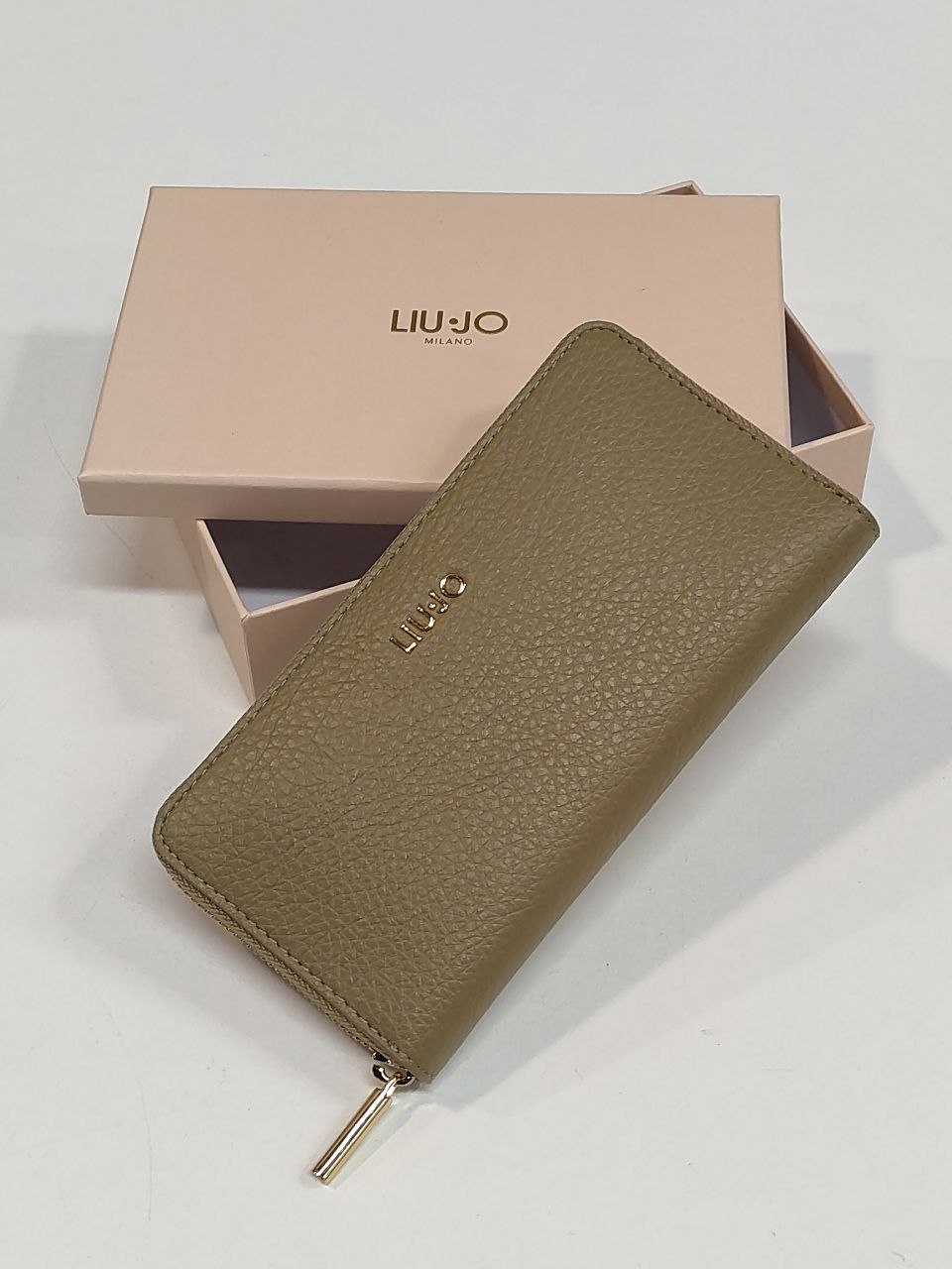 Итальянская одежда, бренд Outlet, арт. 74222609