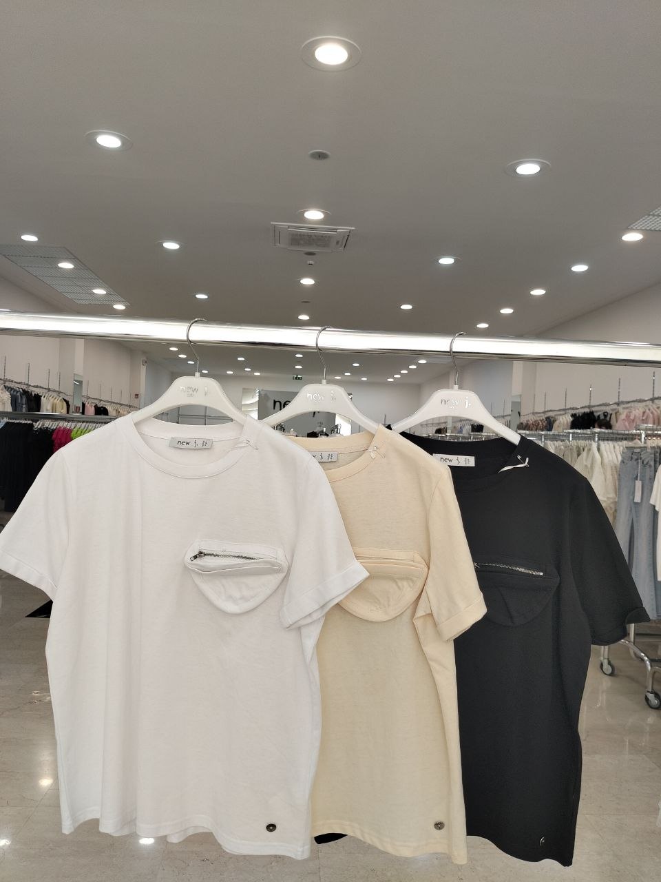 Итальянская одежда, бренд New J, арт. 74275845