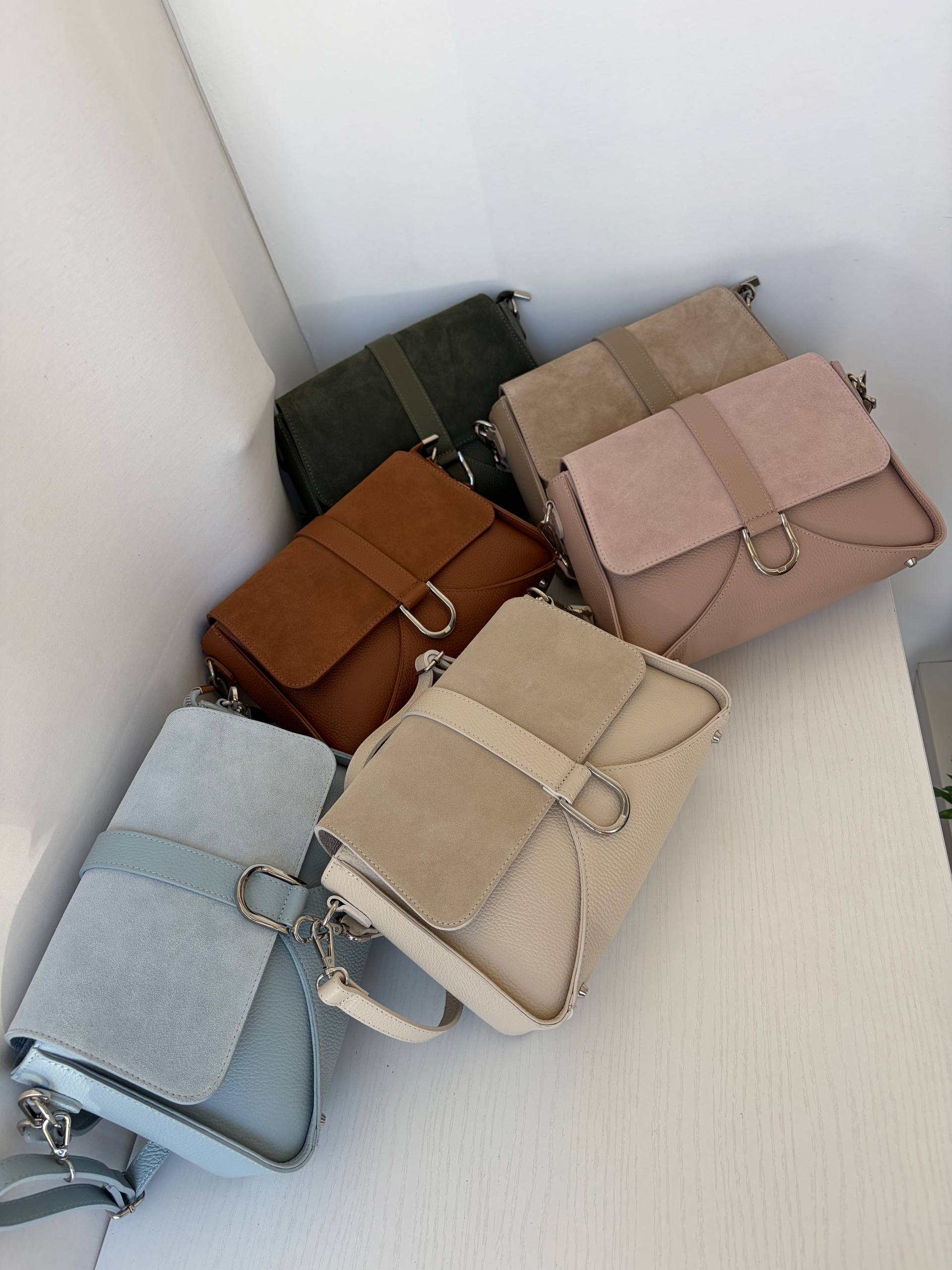 Фото Leather Country