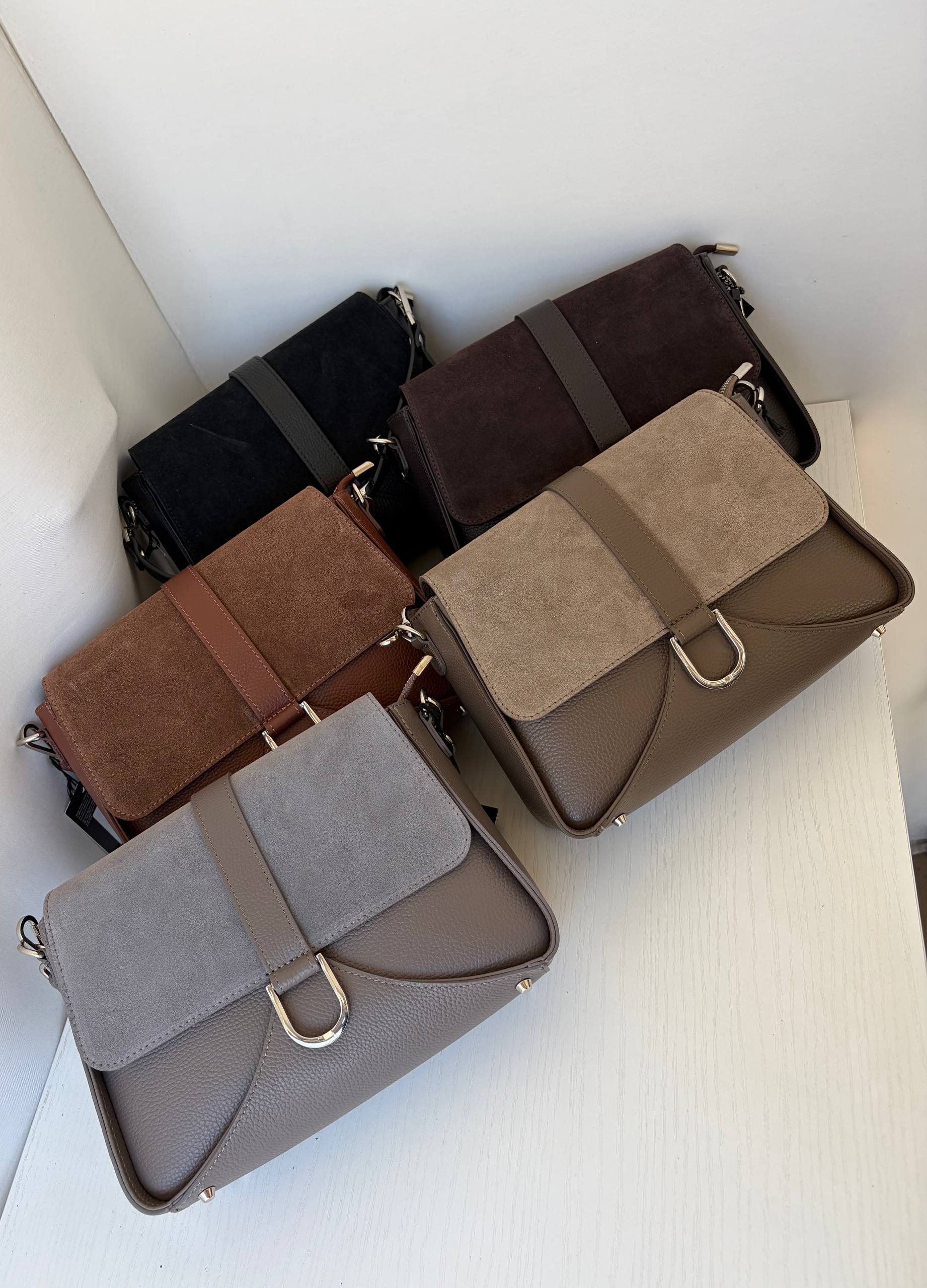 Фото Leather Country