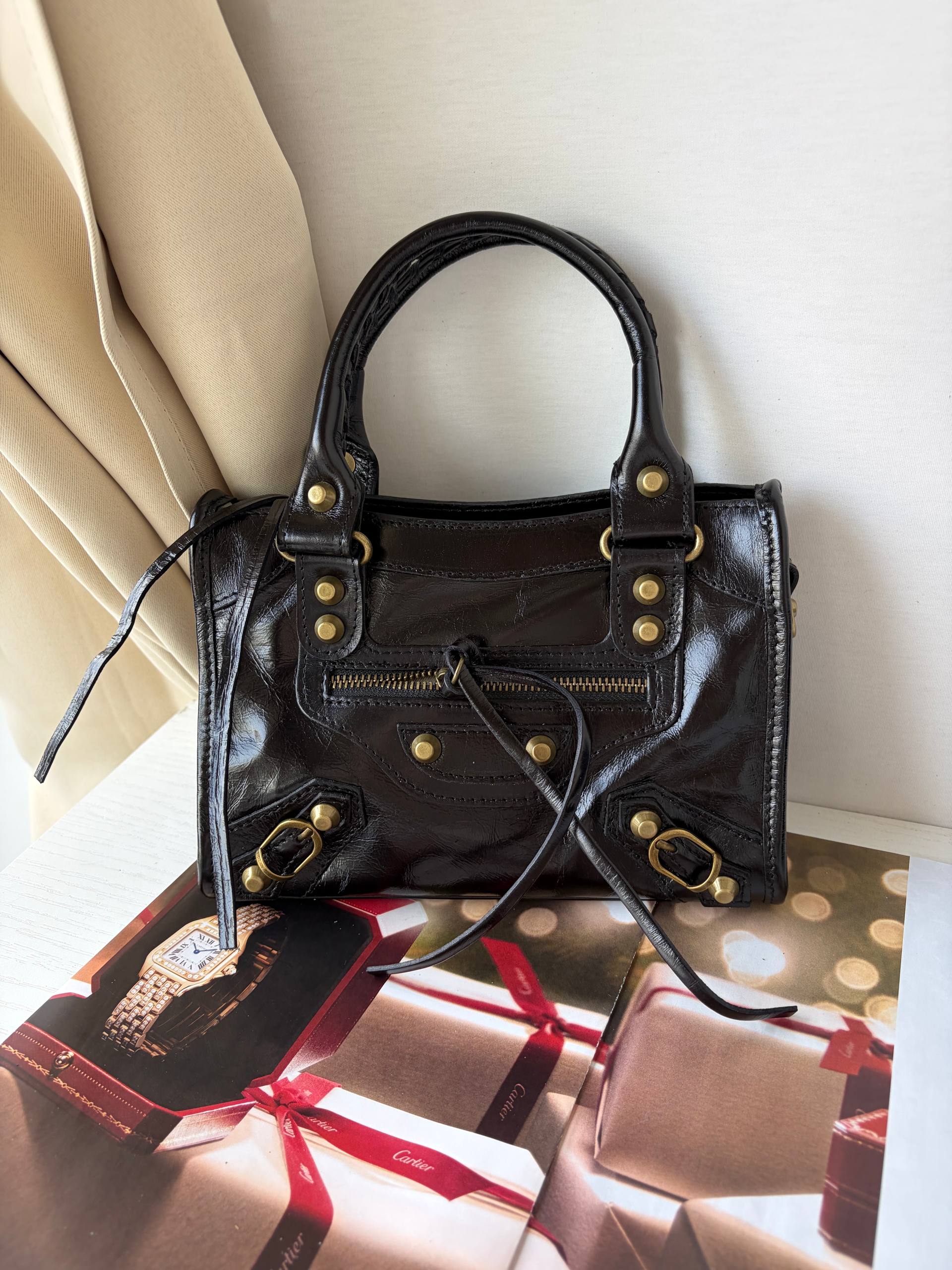 Фото Leather Country