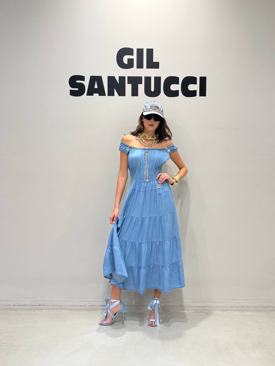 Фото Gil Santucci
