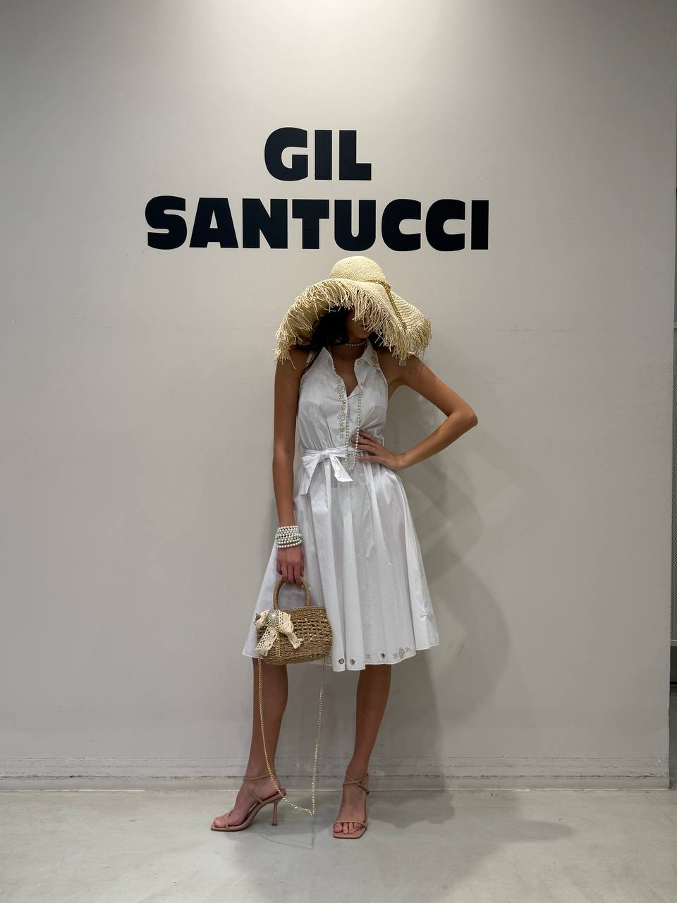 Фото Gil Santucci