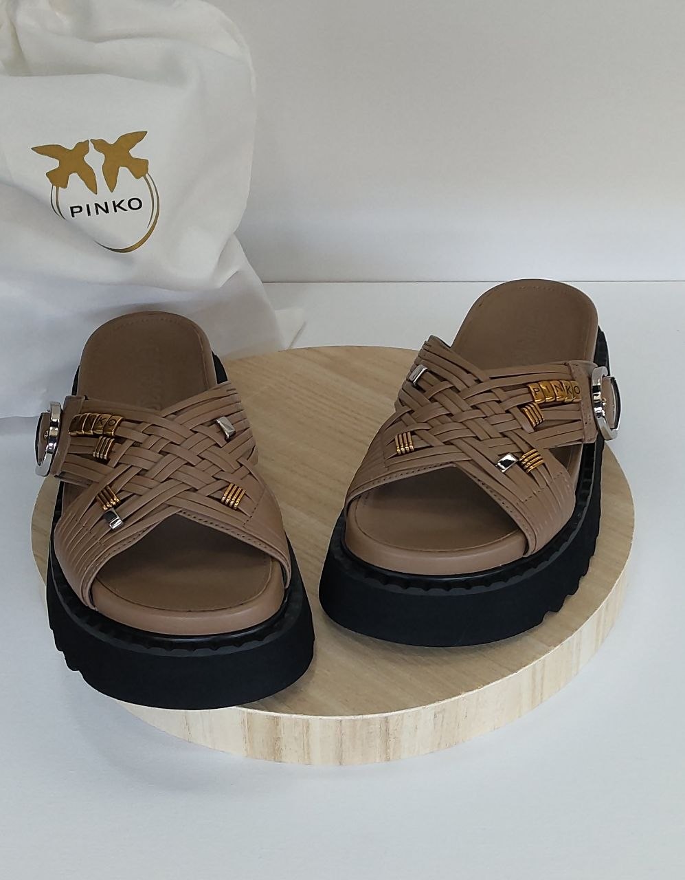 Фото Outlet
