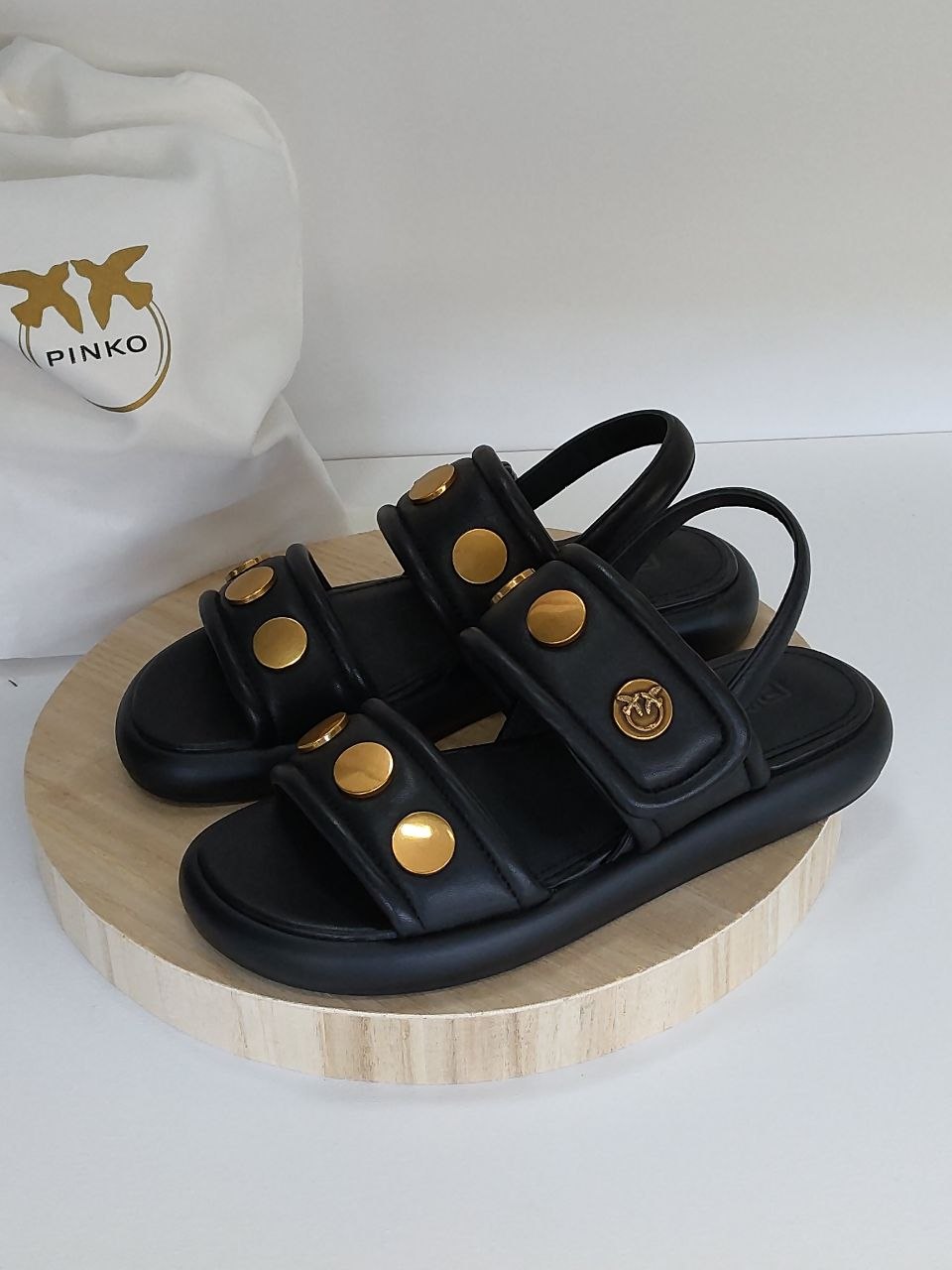 Фото Outlet