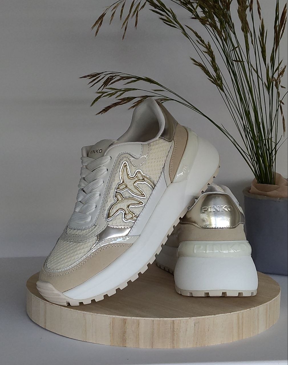 Фото Outlet