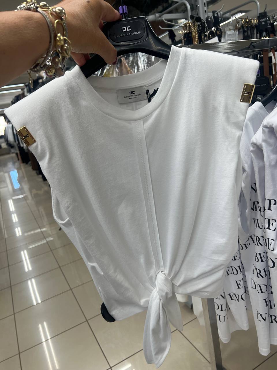 Фото Outlet