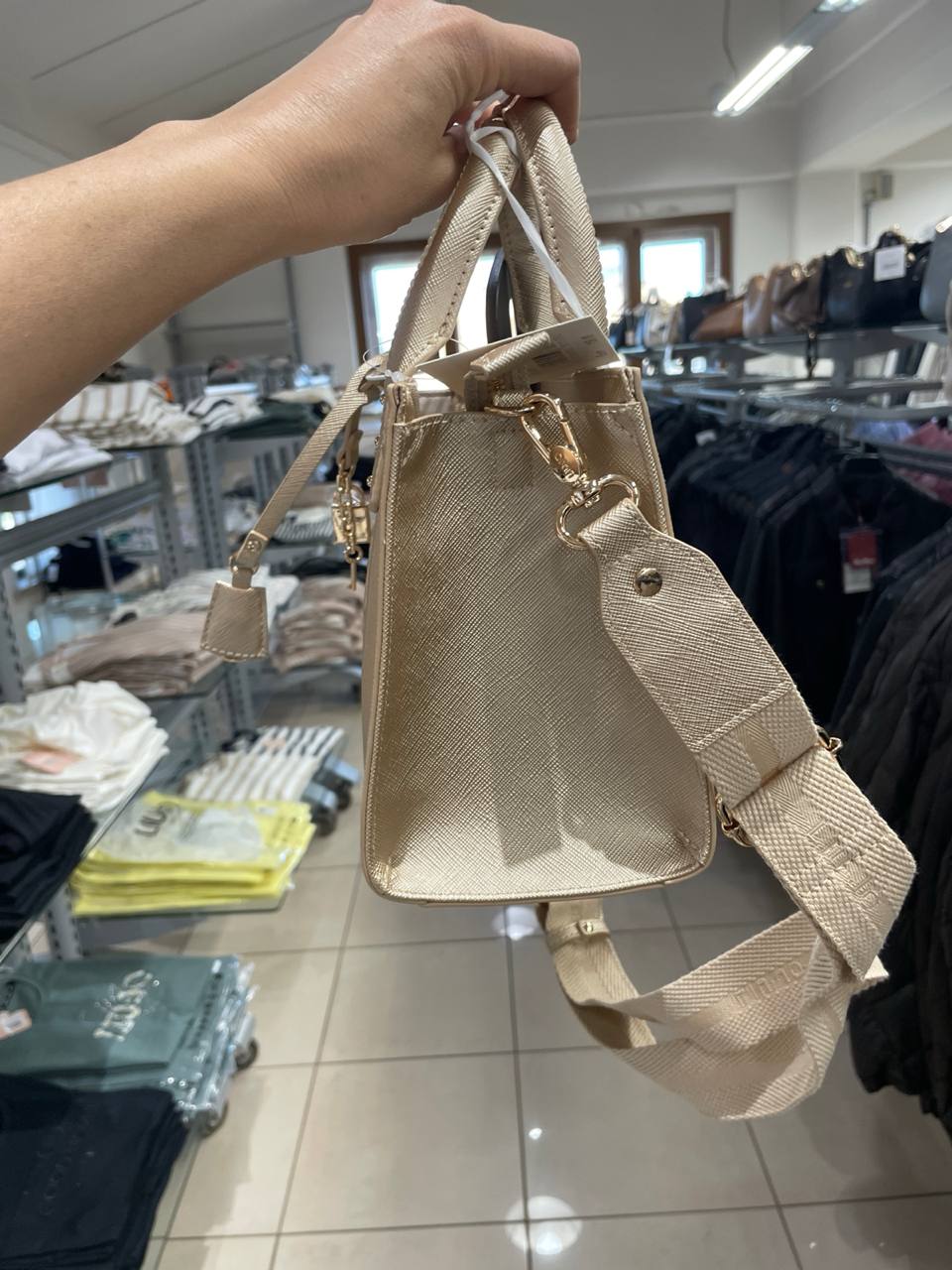 Фото Outlet