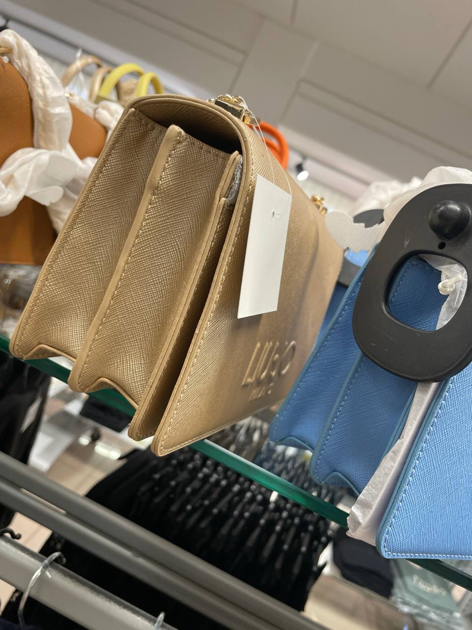 Фото Outlet