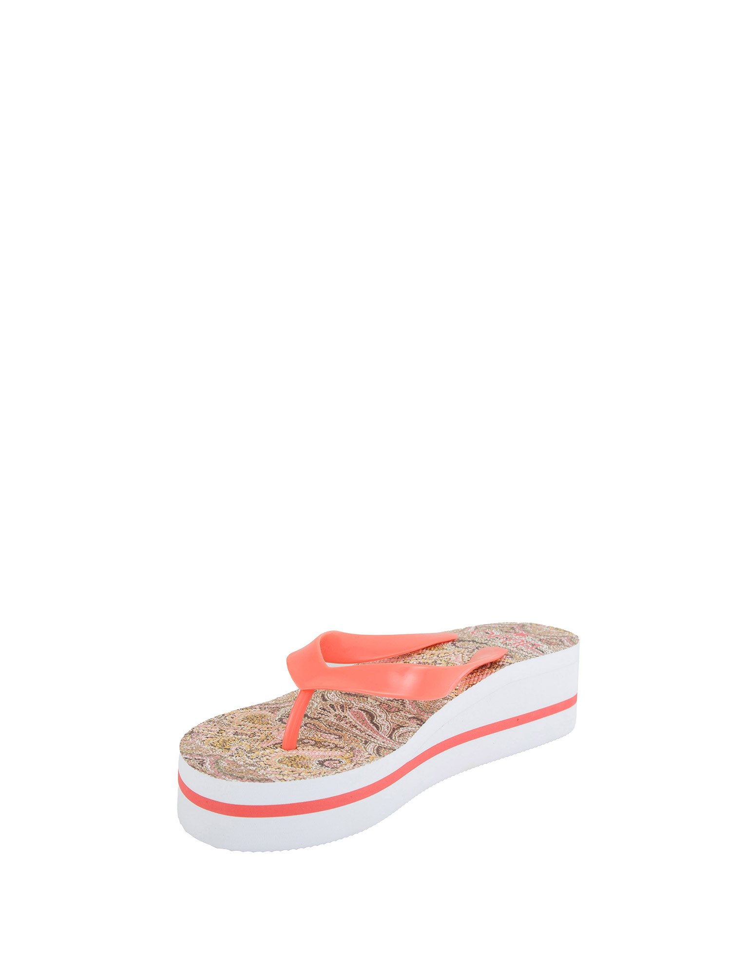 Фото Outlet