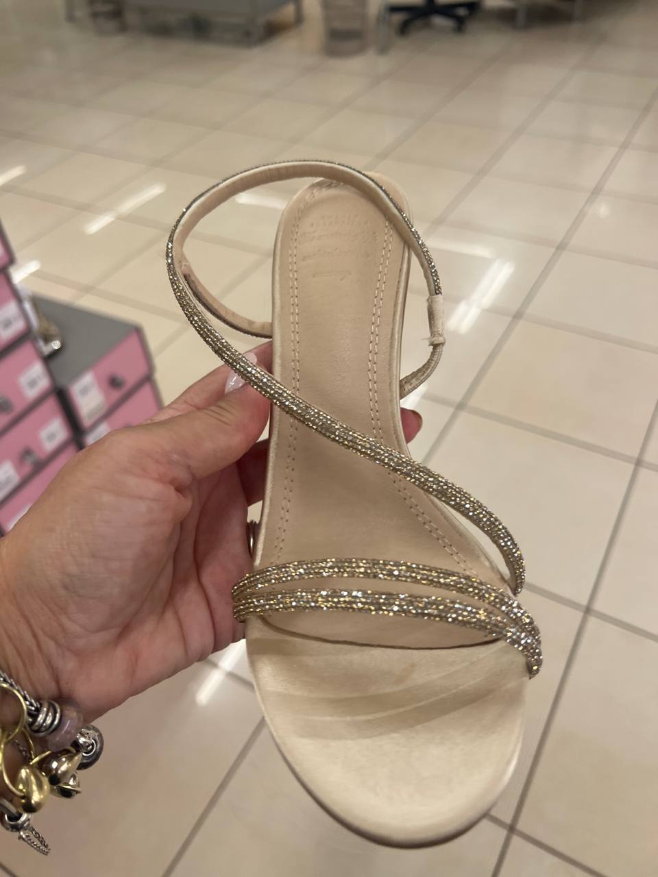 Фото Outlet