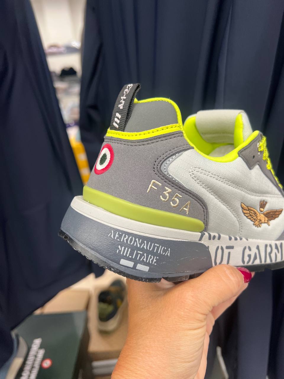 Итальянская одежда, бренд Outlet, арт. 74241422