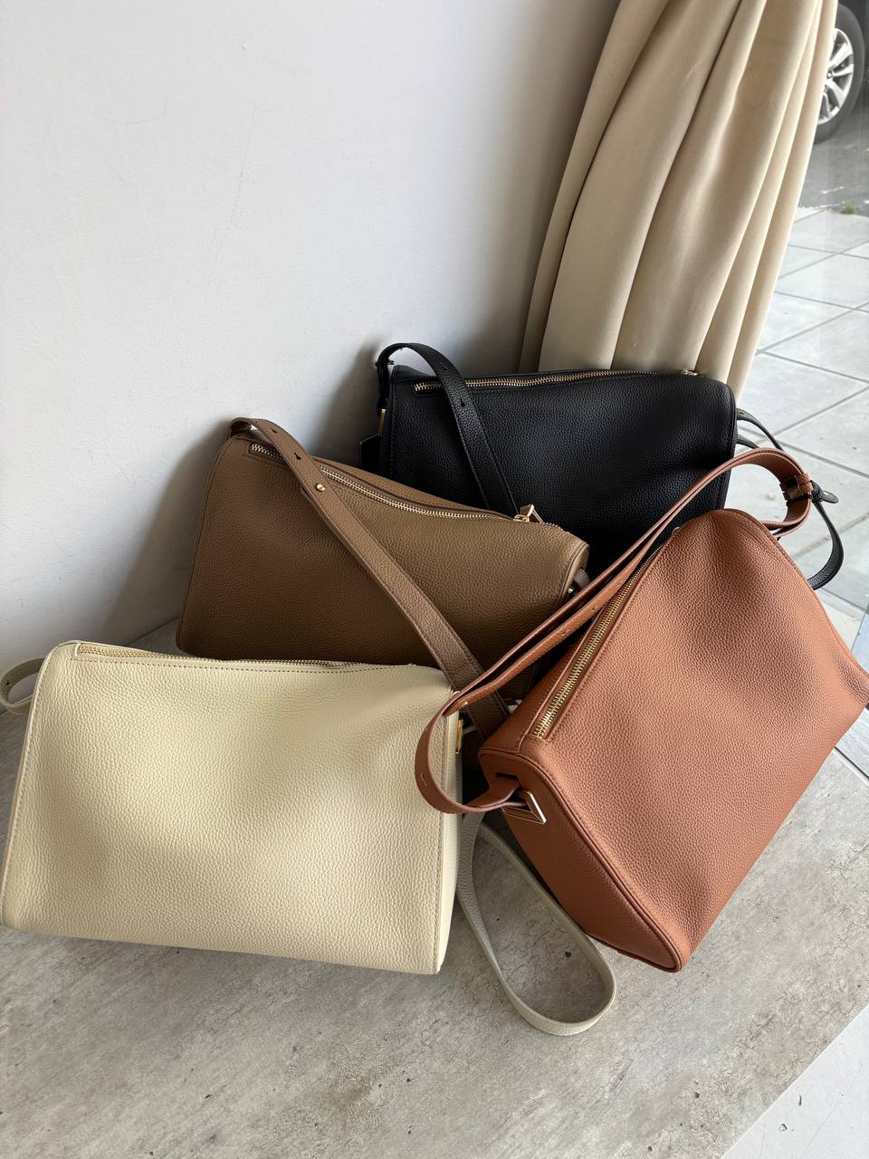 Фото Leather Country