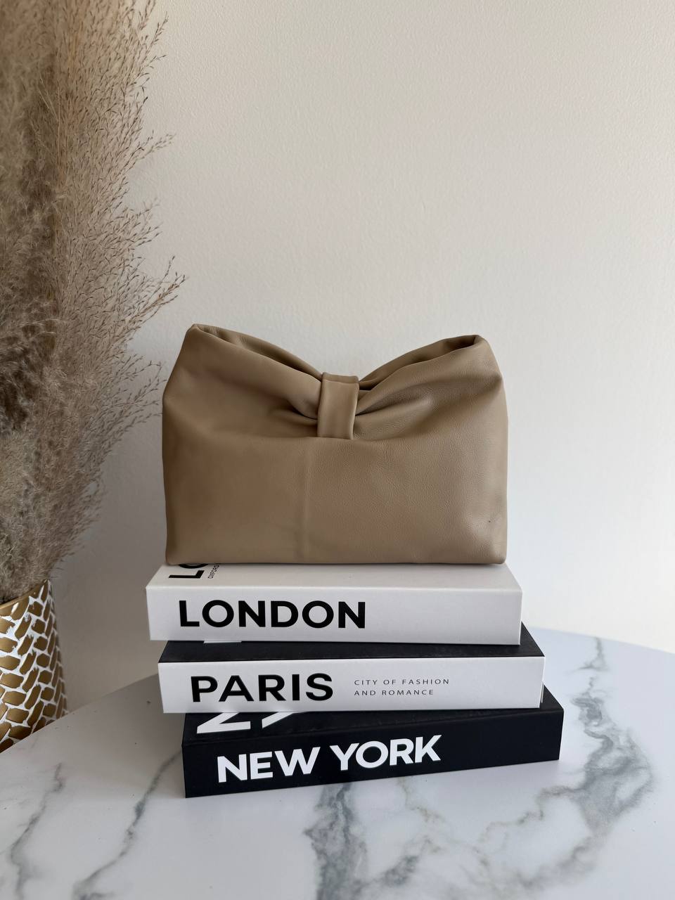 Фото Leather Country