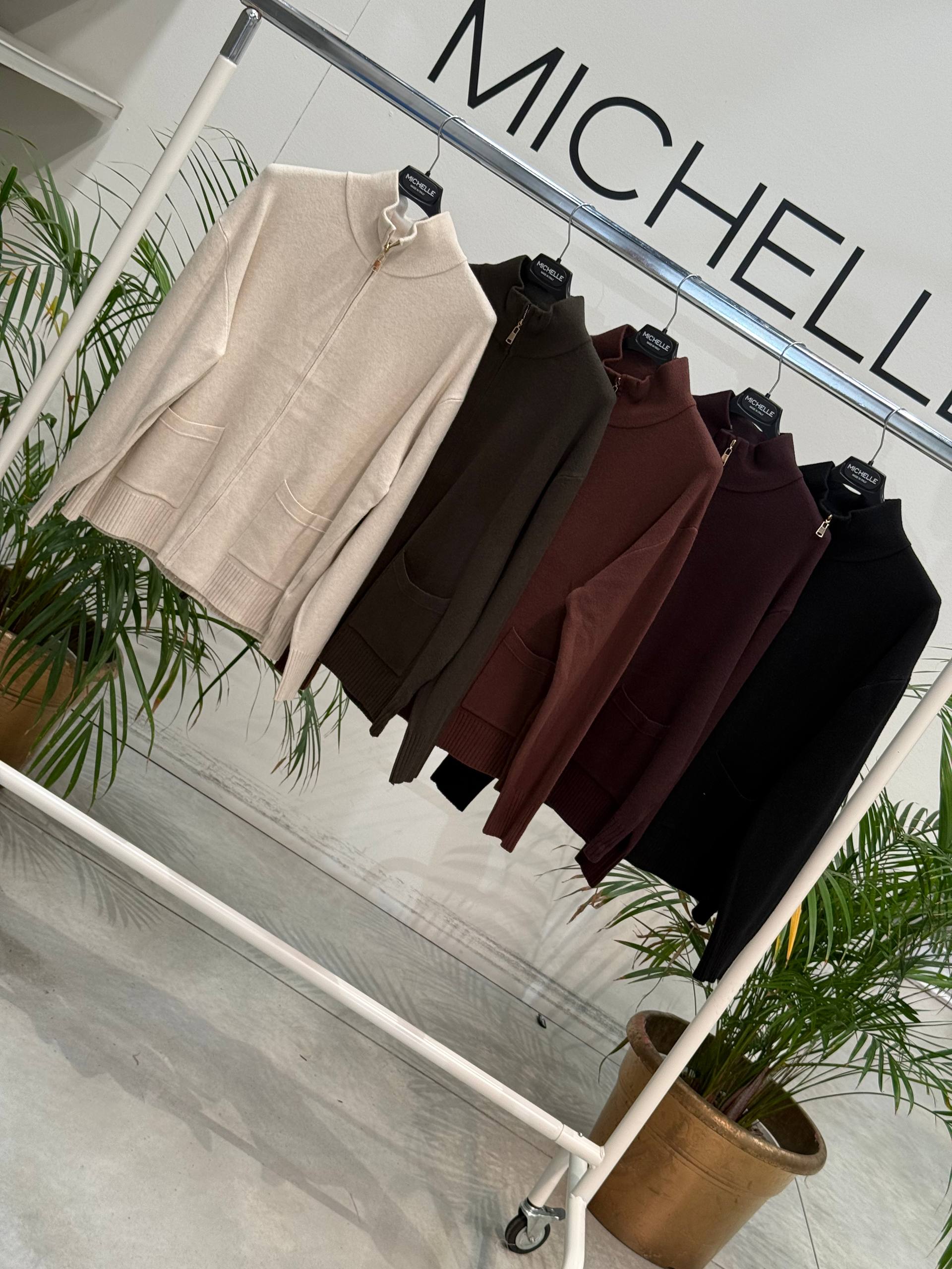 Фото Amelie Follies (Michelle)