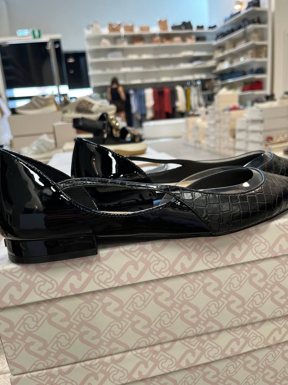Итальянская одежда, бренд Outlet, арт. 74312416