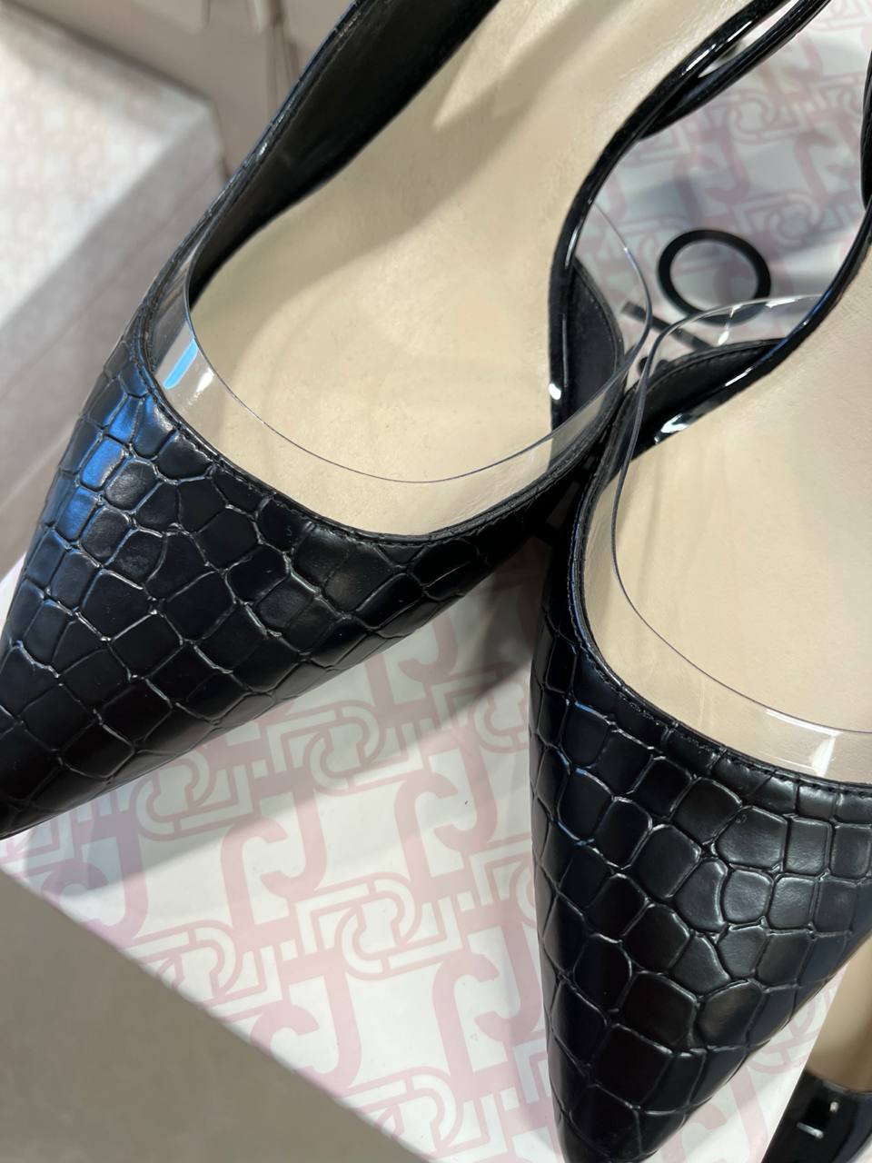 Итальянская одежда, бренд Outlet, арт. 74312423