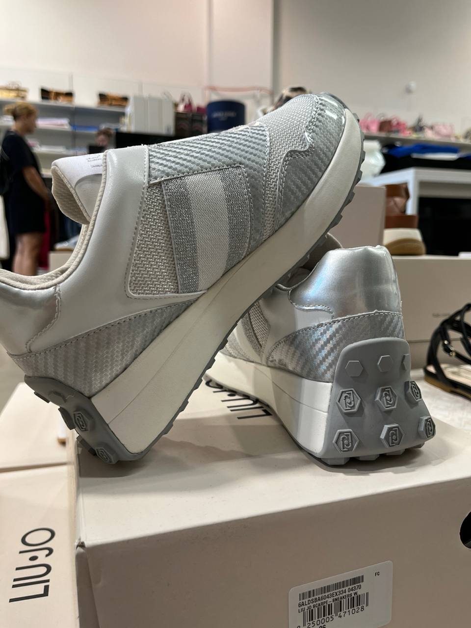 Фото Outlet