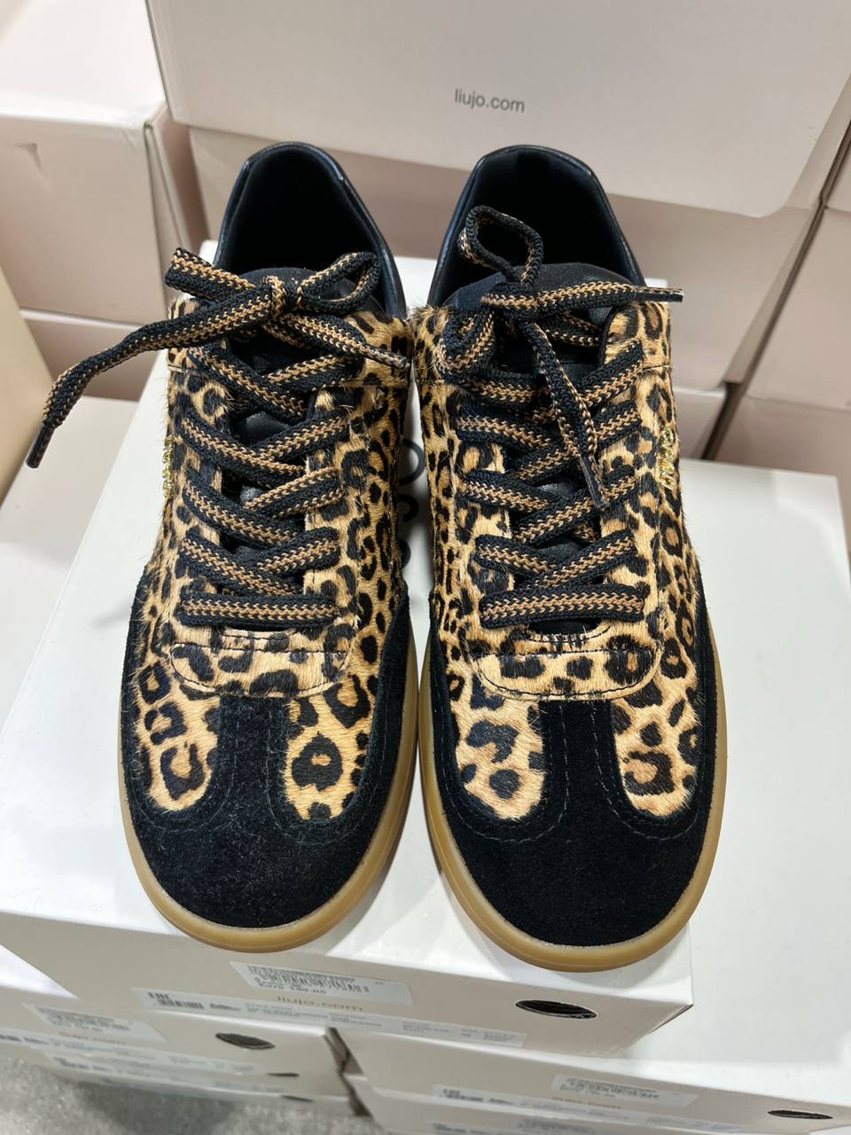 Фото Outlet