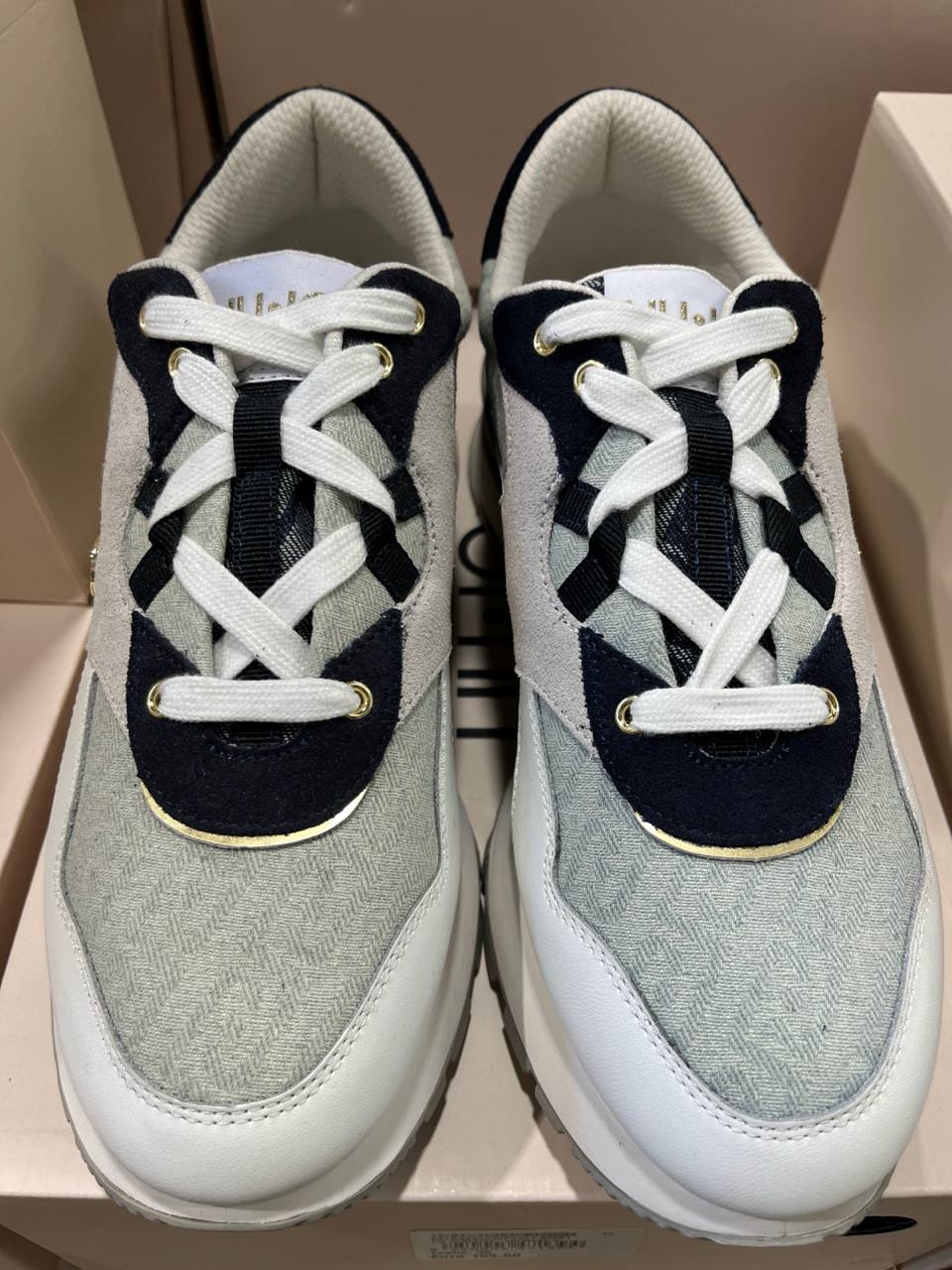 Фото Outlet