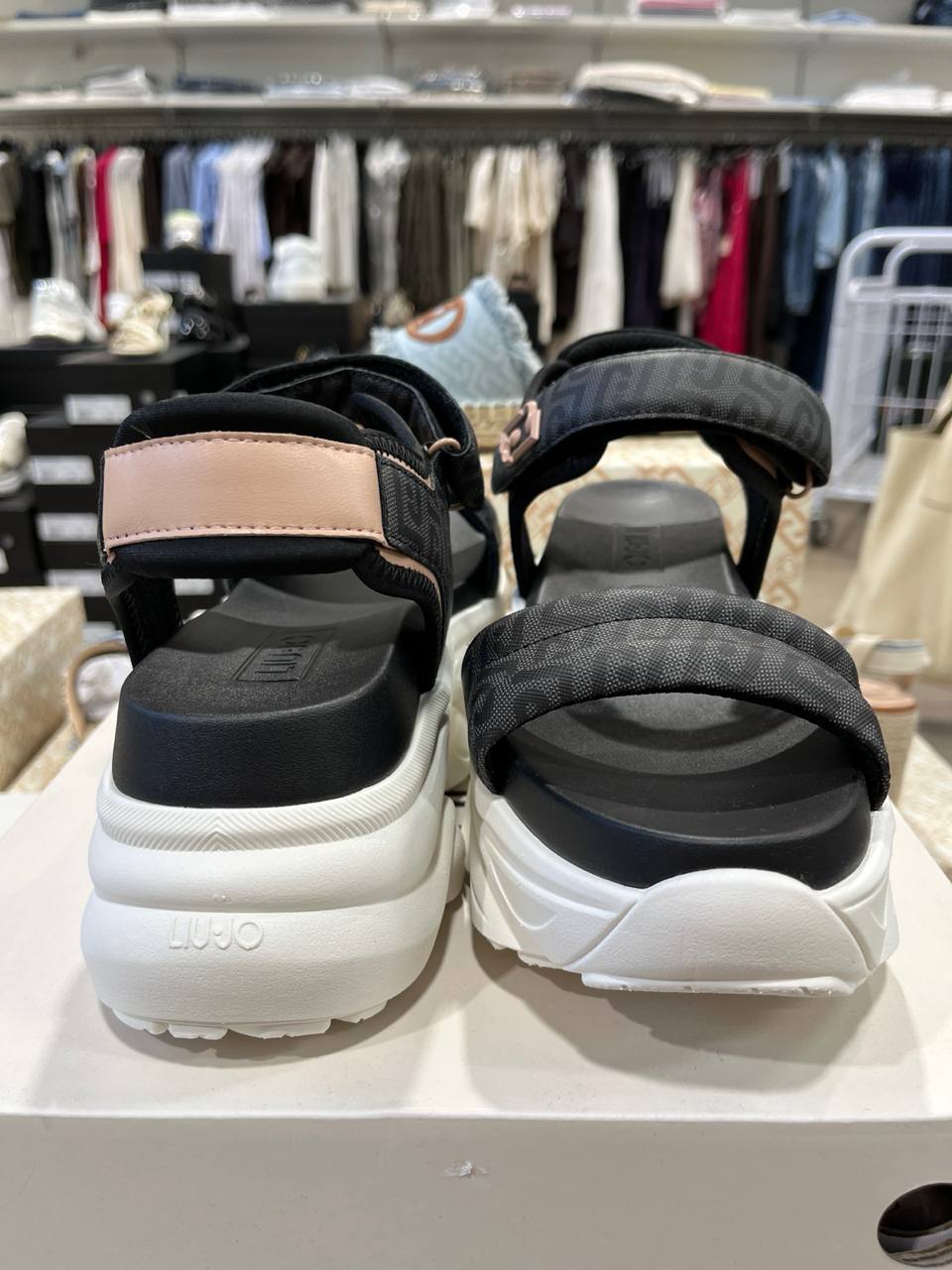 Итальянская одежда, бренд Outlet, арт. 74312669
