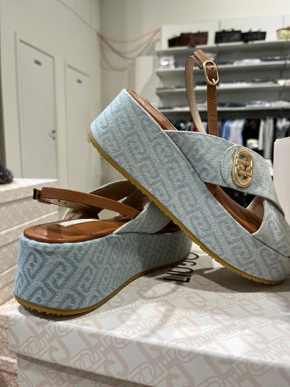 Фото Outlet
