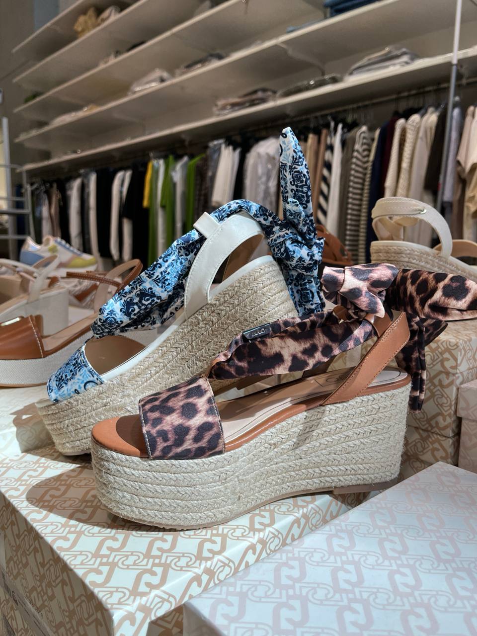 Фото Outlet