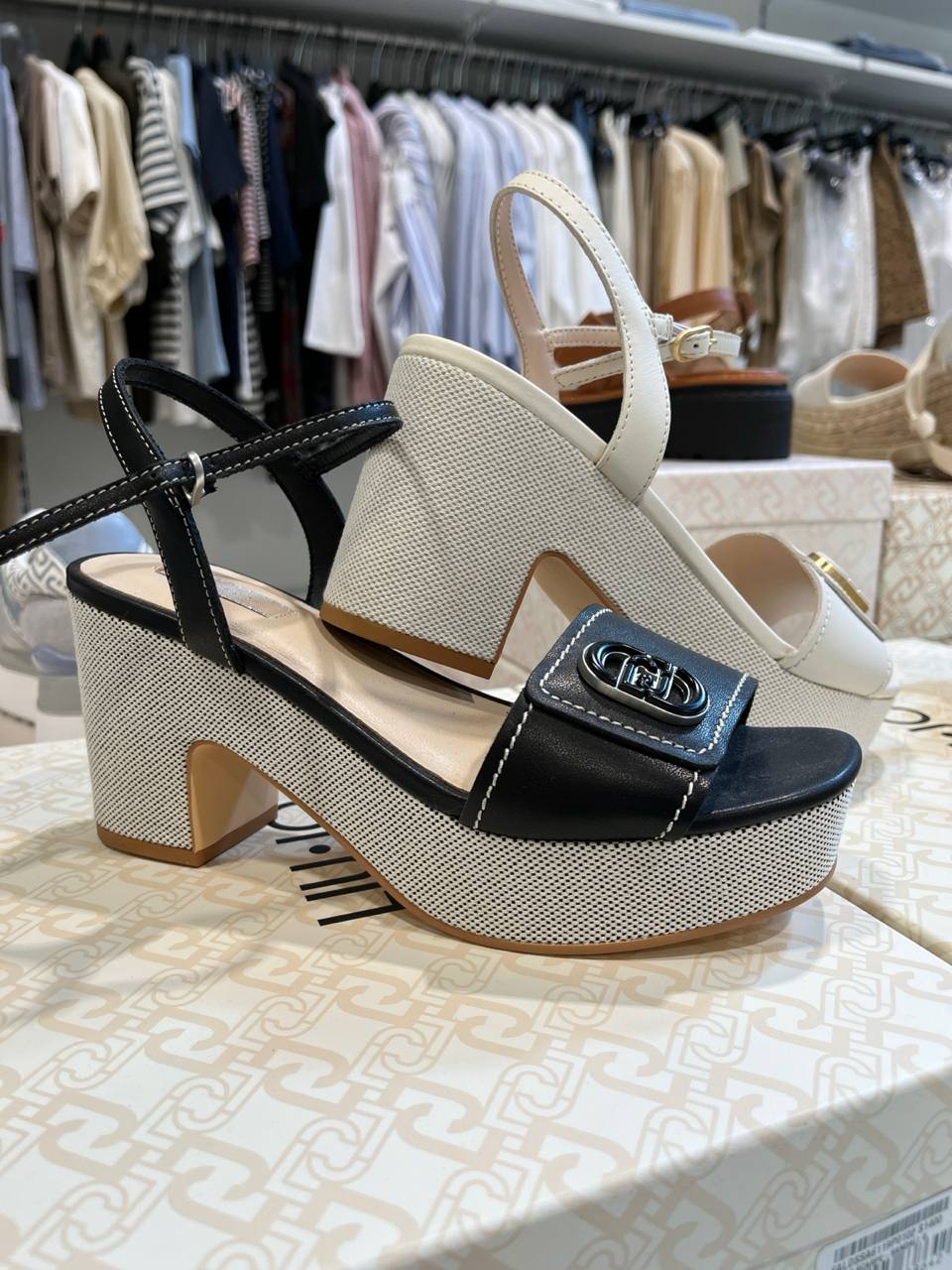 Фото Outlet